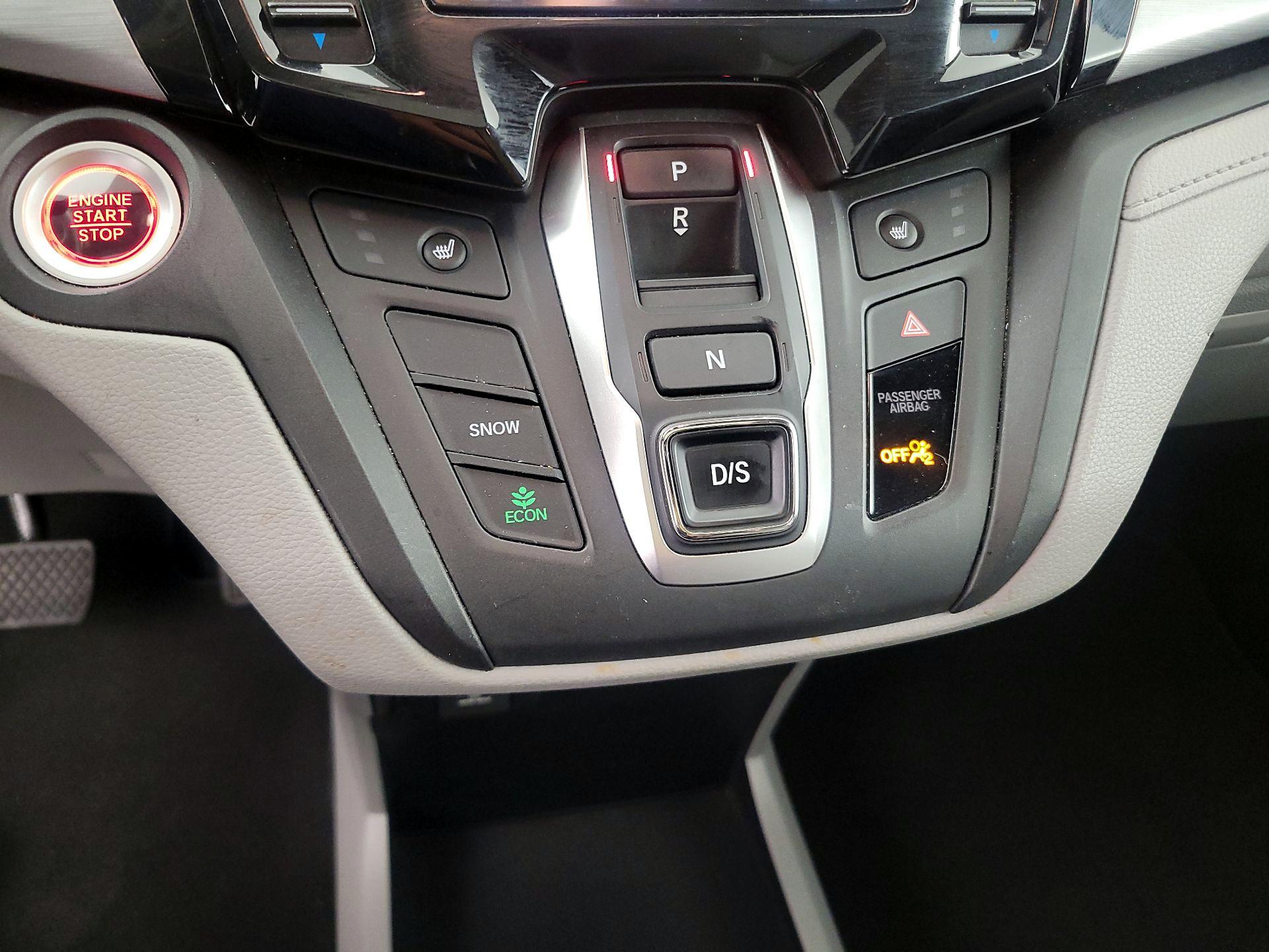 Thumbnail: 2019 Honda Odyssey - 17
