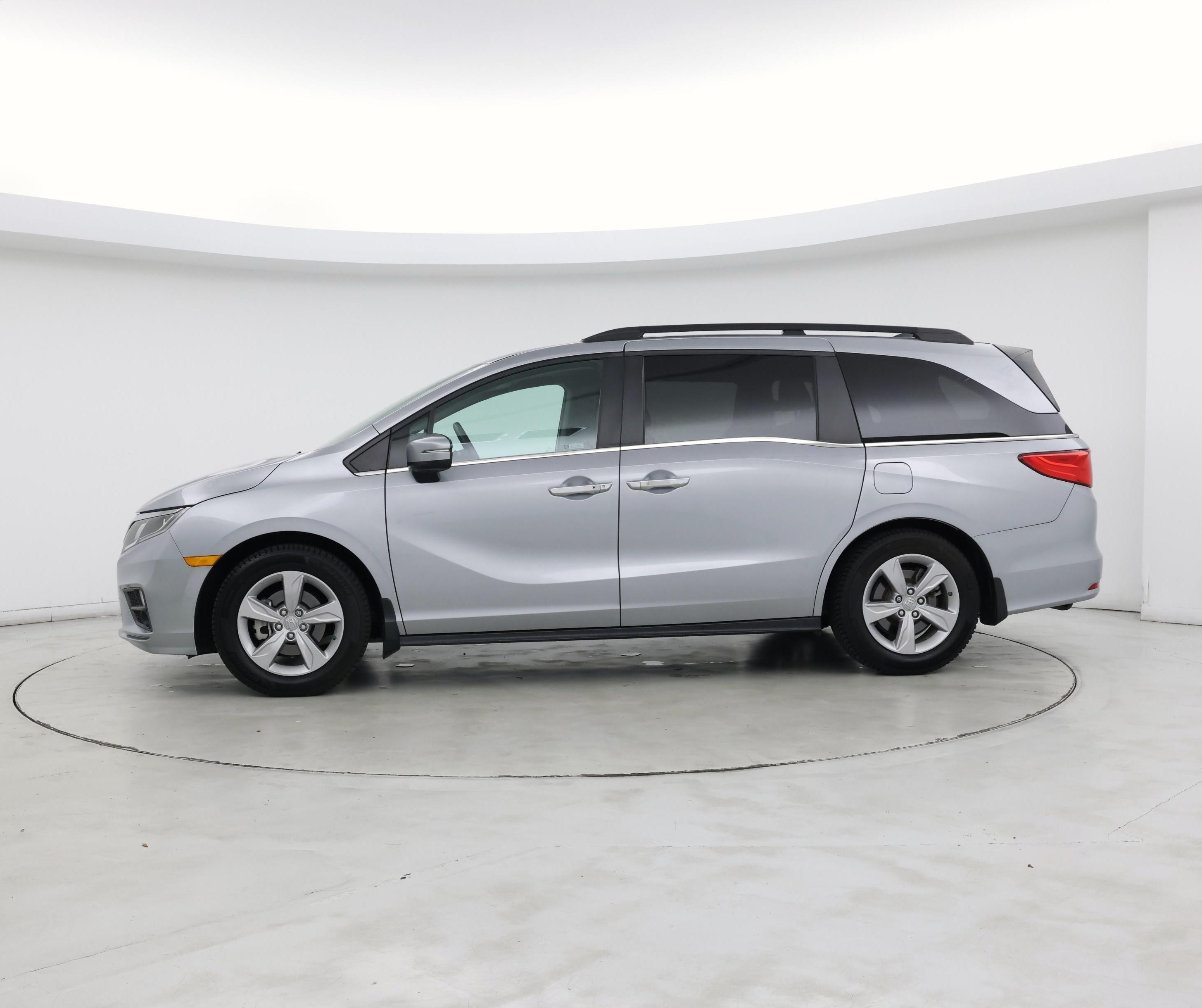 Thumbnail: 2019 Honda Odyssey - 3