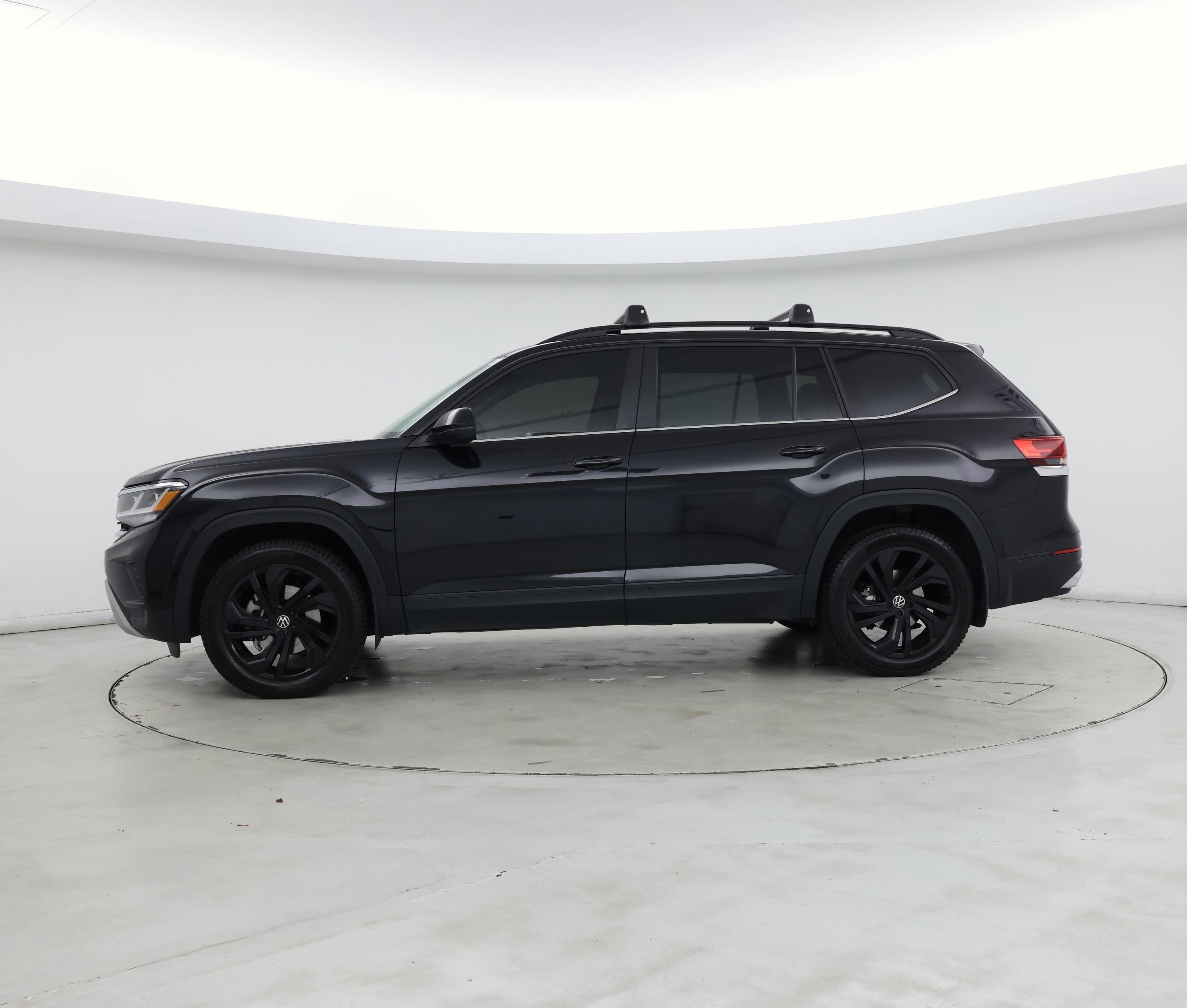 Thumbnail: 2022 Volkswagen Atlas - 3