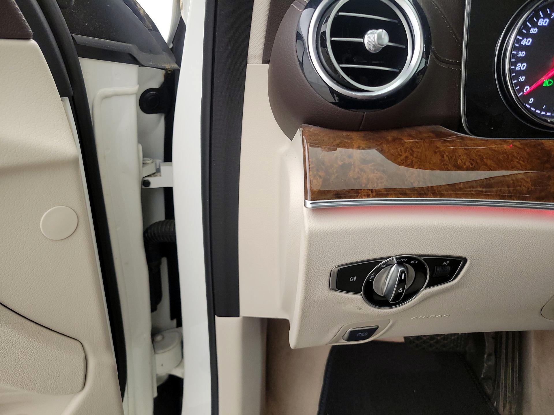 Thumbnail: 2017 Mercedes-Benz E-Class - 13