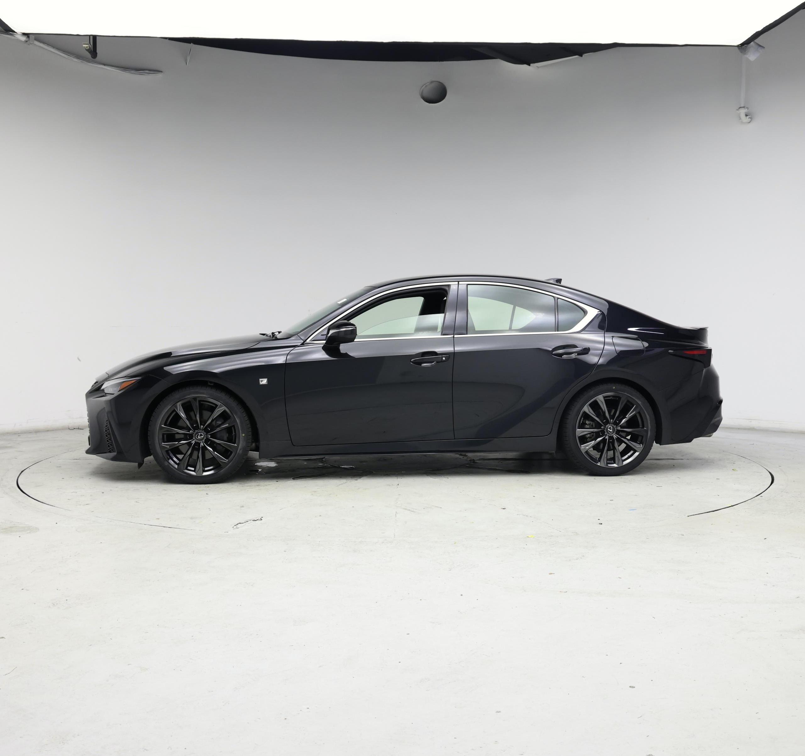 Thumbnail: 2021 Lexus IS - 3
