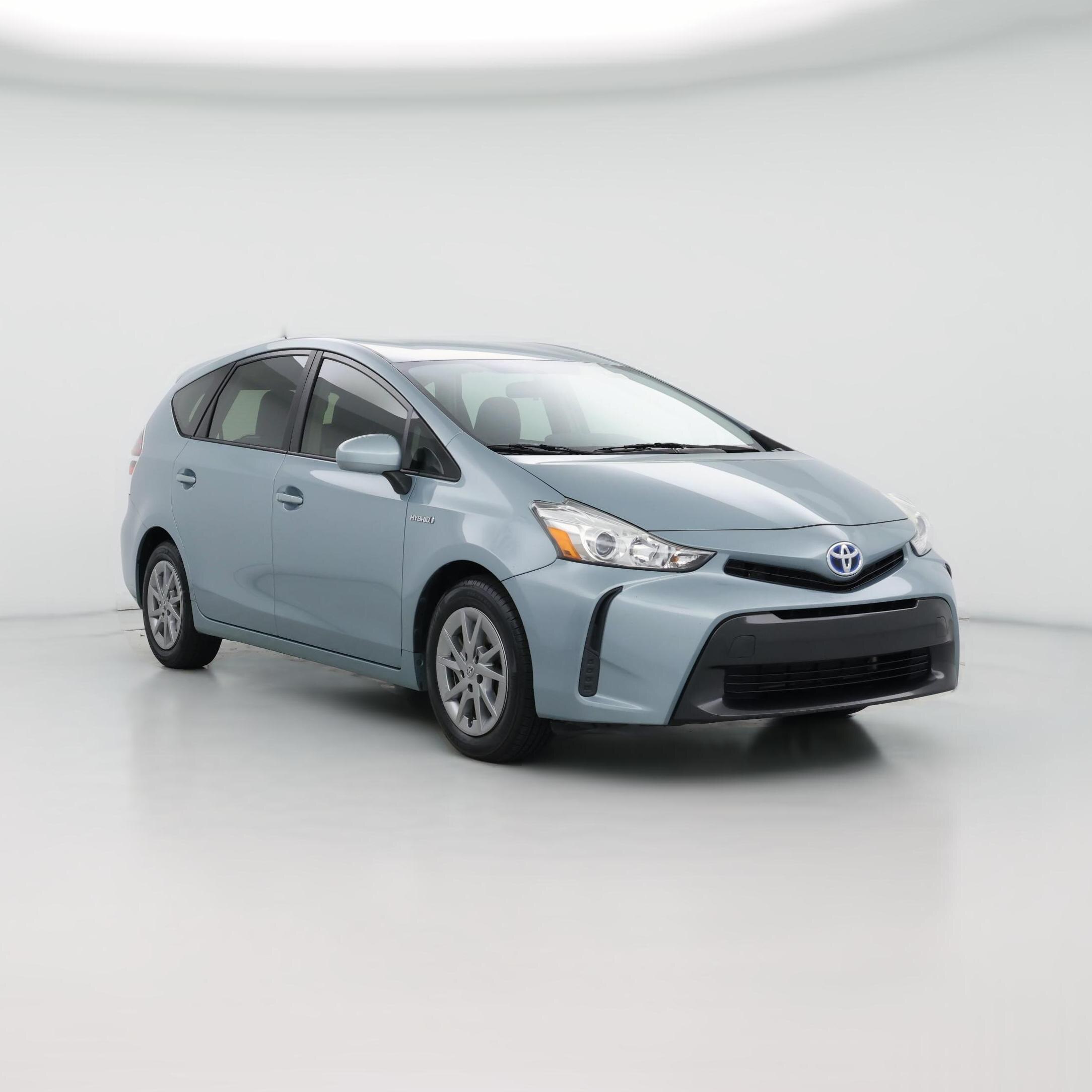 Thumbnail: 2017 Toyota Prius v - 1