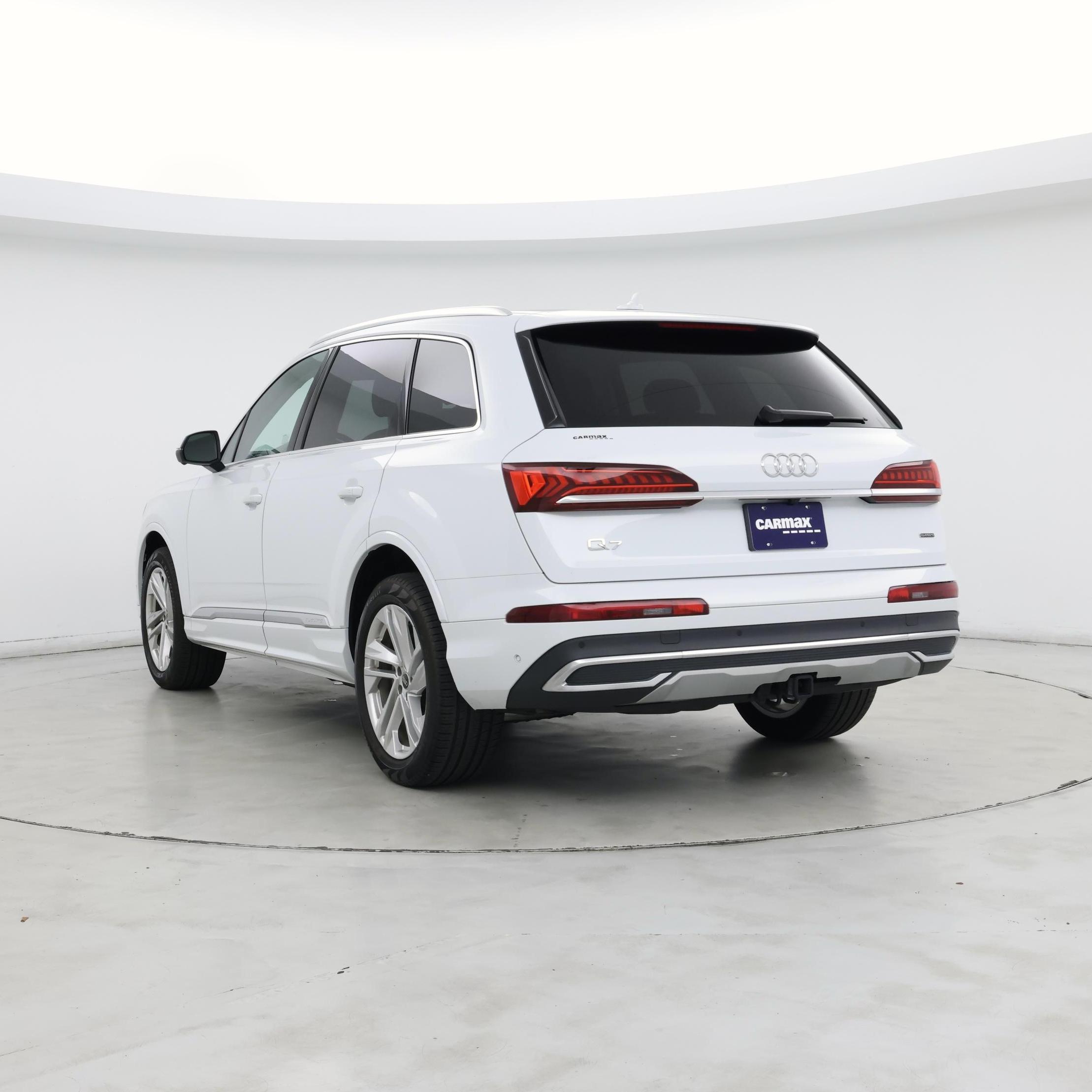 Thumbnail: 2023 Audi Q7 - 2
