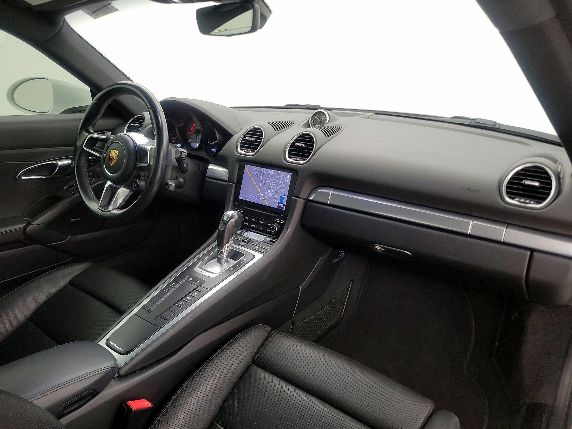 Thumbnail: 2017 Porsche 718 Cayman - 9