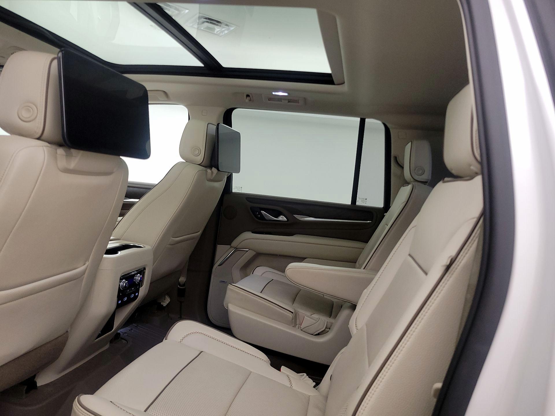 Thumbnail: 2021 GMC Yukon XL - 20