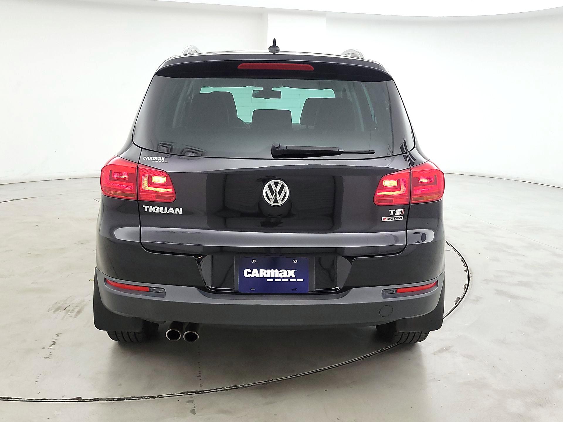 Thumbnail: 2017 Volkswagen Tiguan - 6