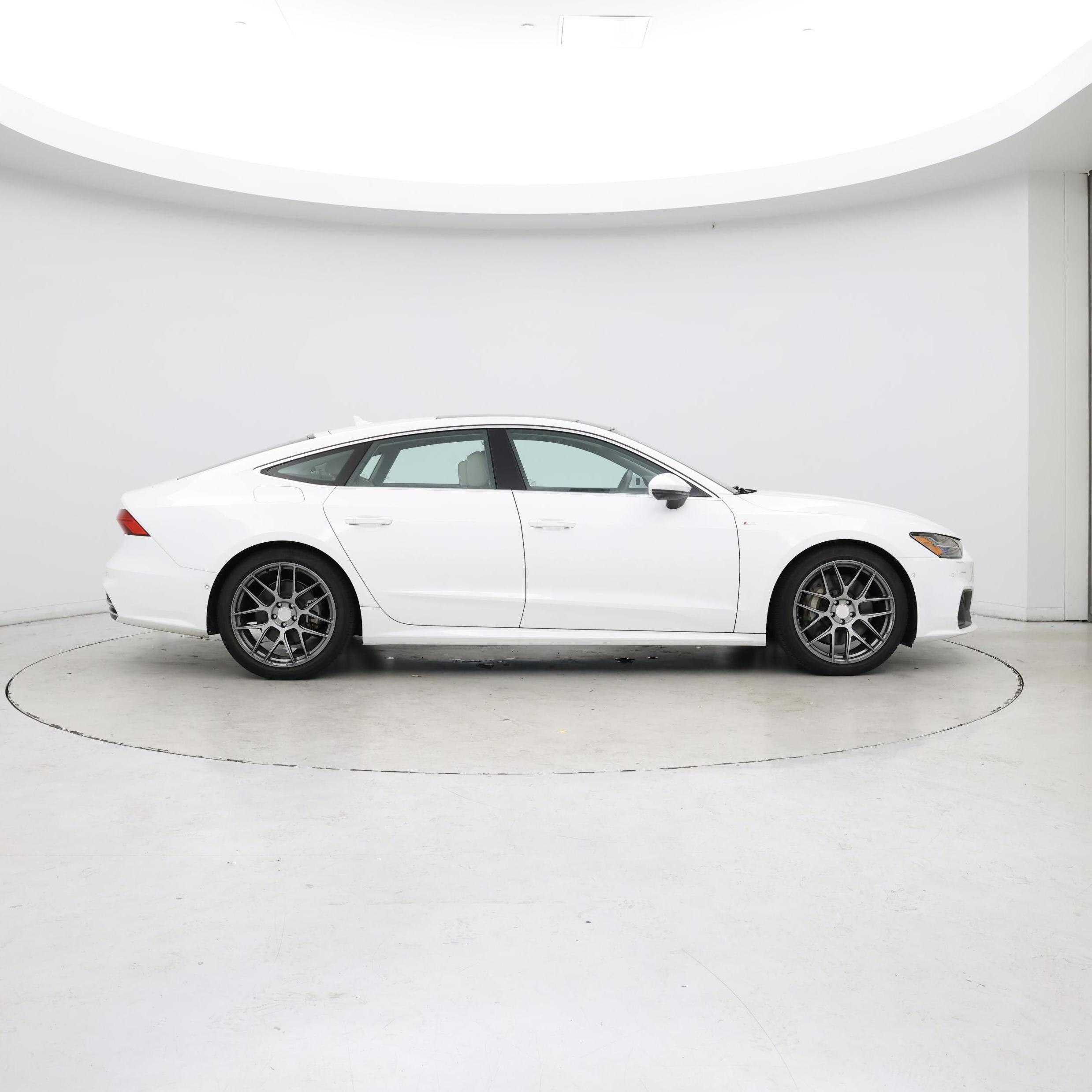 Thumbnail: 2020 Audi A7 - 7