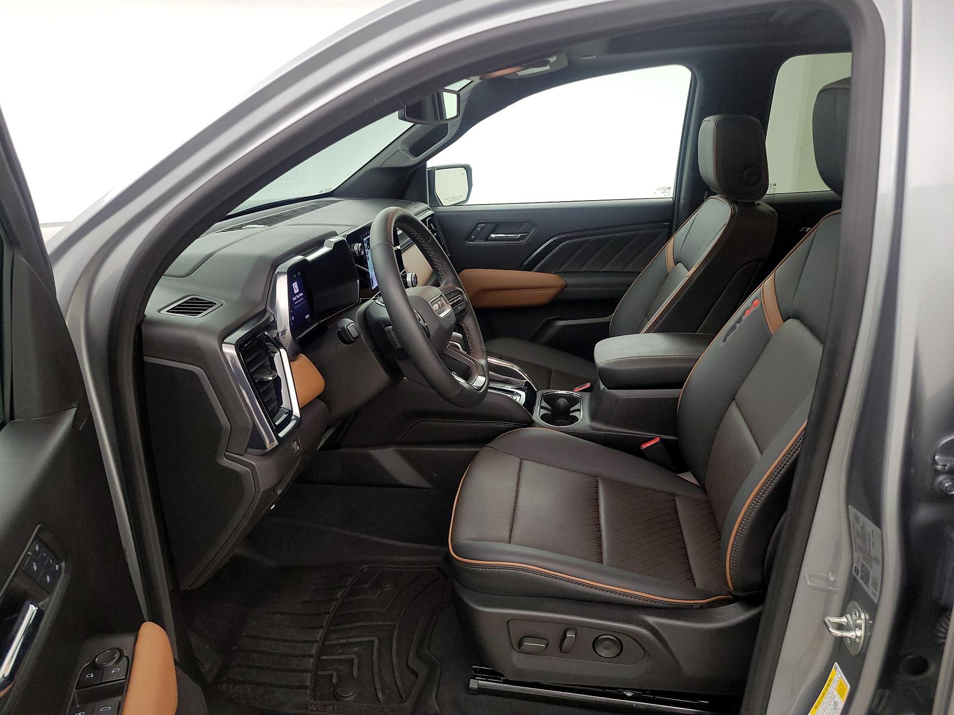 Thumbnail: 2024 GMC Canyon - 11