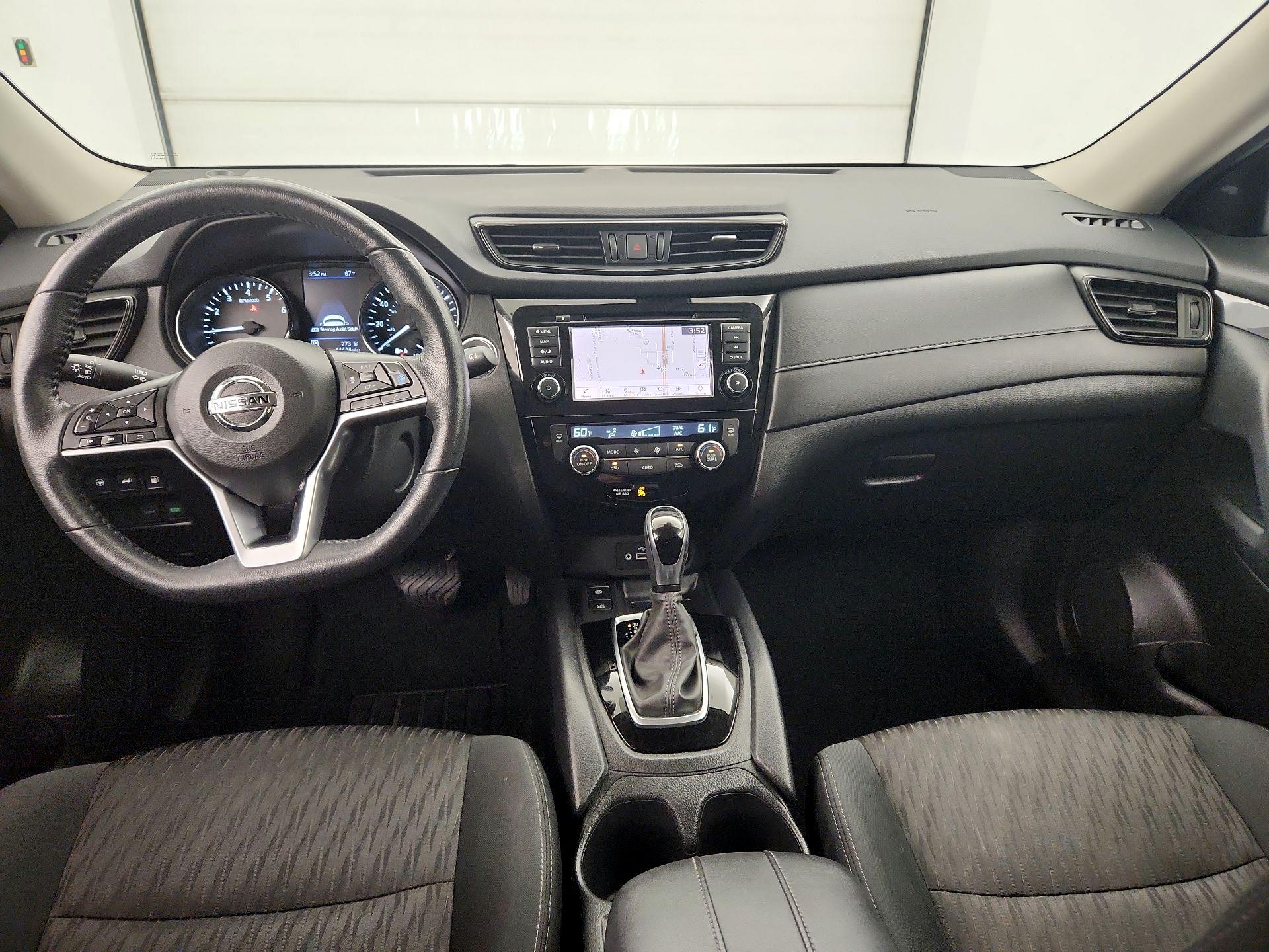 Thumbnail: 2020 Nissan Rogue - 9