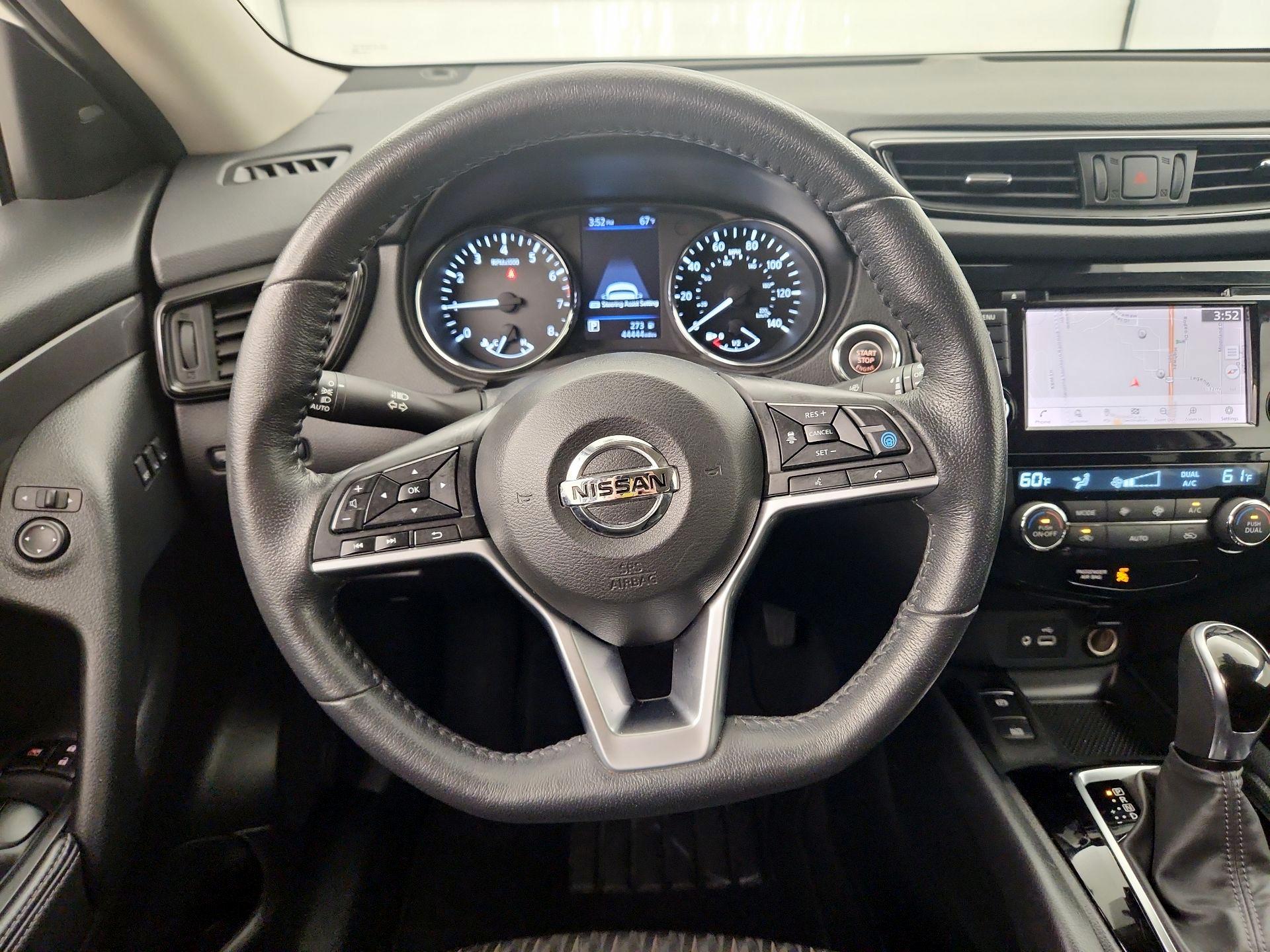 Thumbnail: 2020 Nissan Rogue - 10