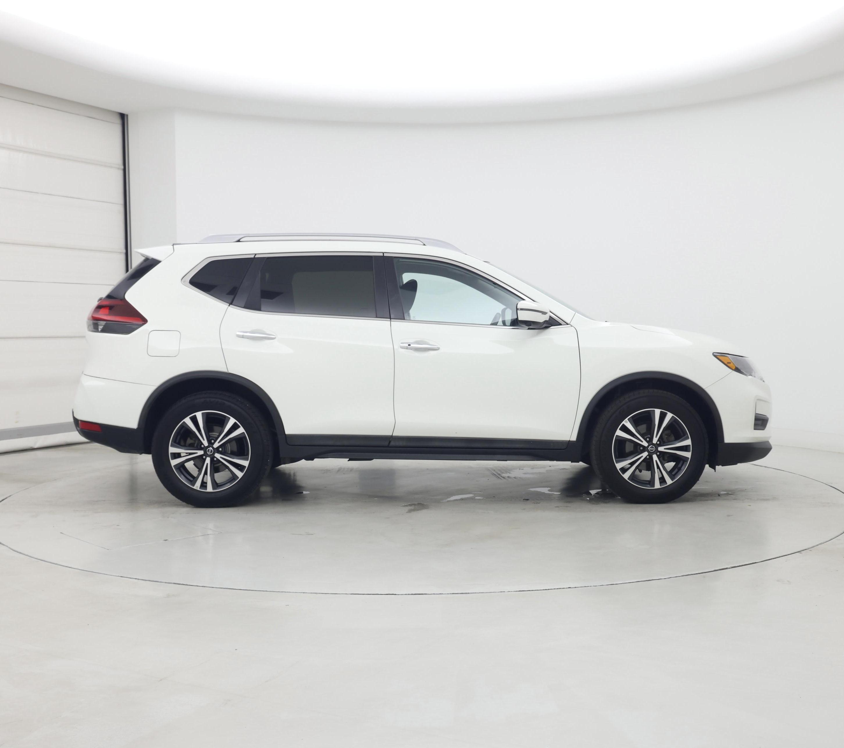 Thumbnail: 2020 Nissan Rogue - 7