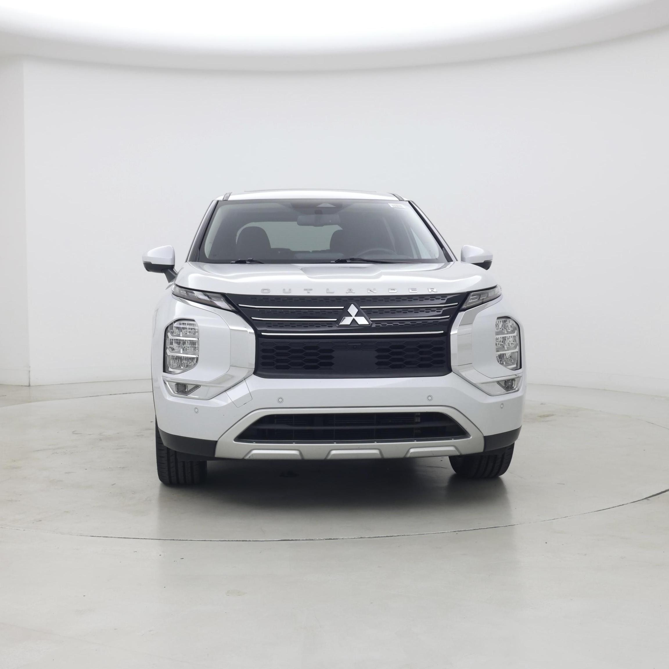 Thumbnail: 2023 Mitsubishi Outlander - 5