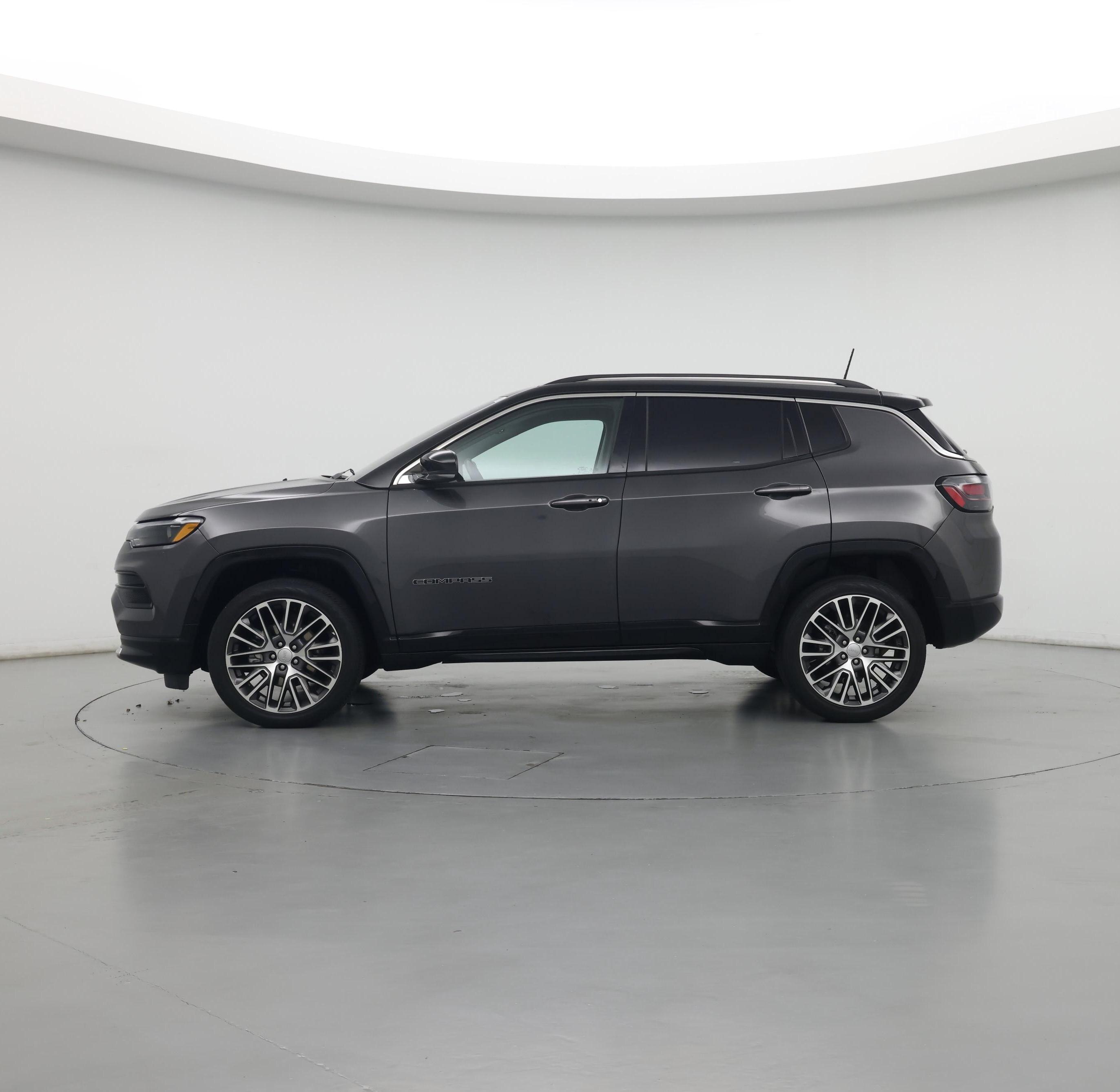 Thumbnail: 2022 Jeep Compass - 3