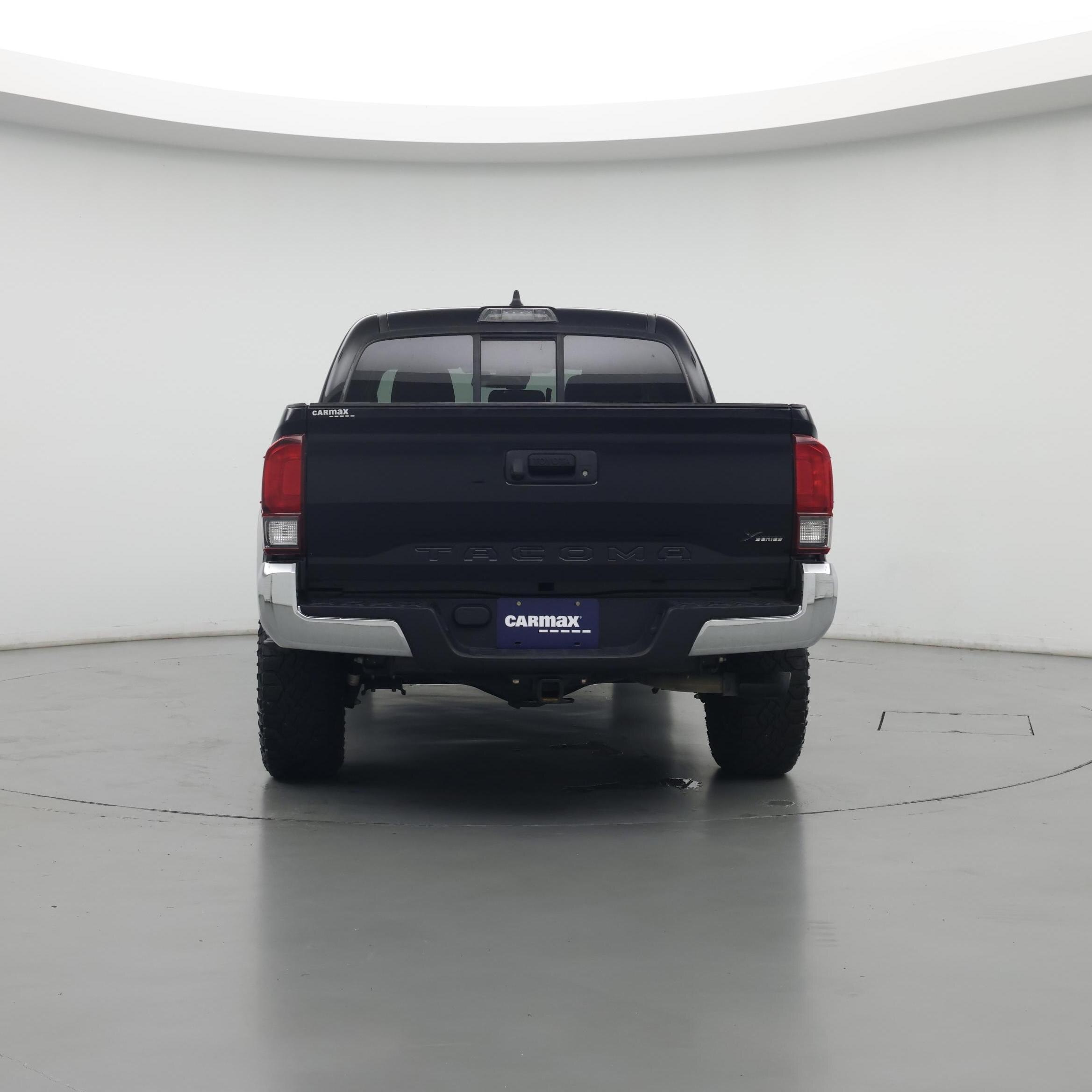 Thumbnail: 2022 Toyota Tacoma - 6