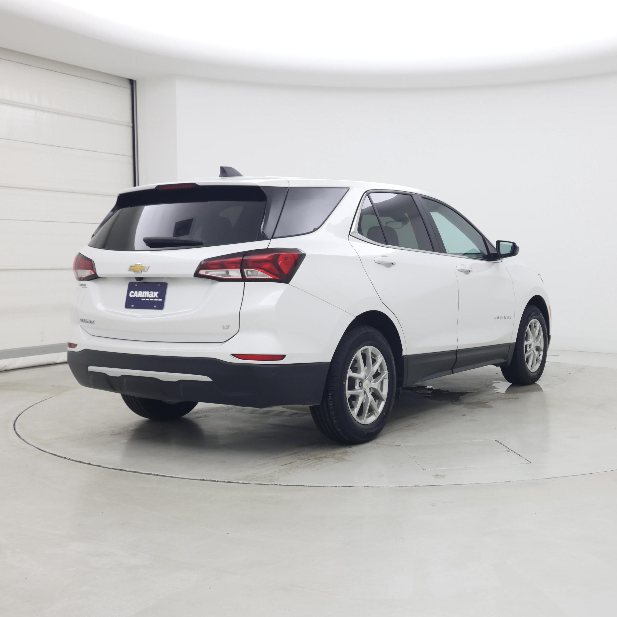 Thumbnail: 2023 Chevrolet Equinox - 8