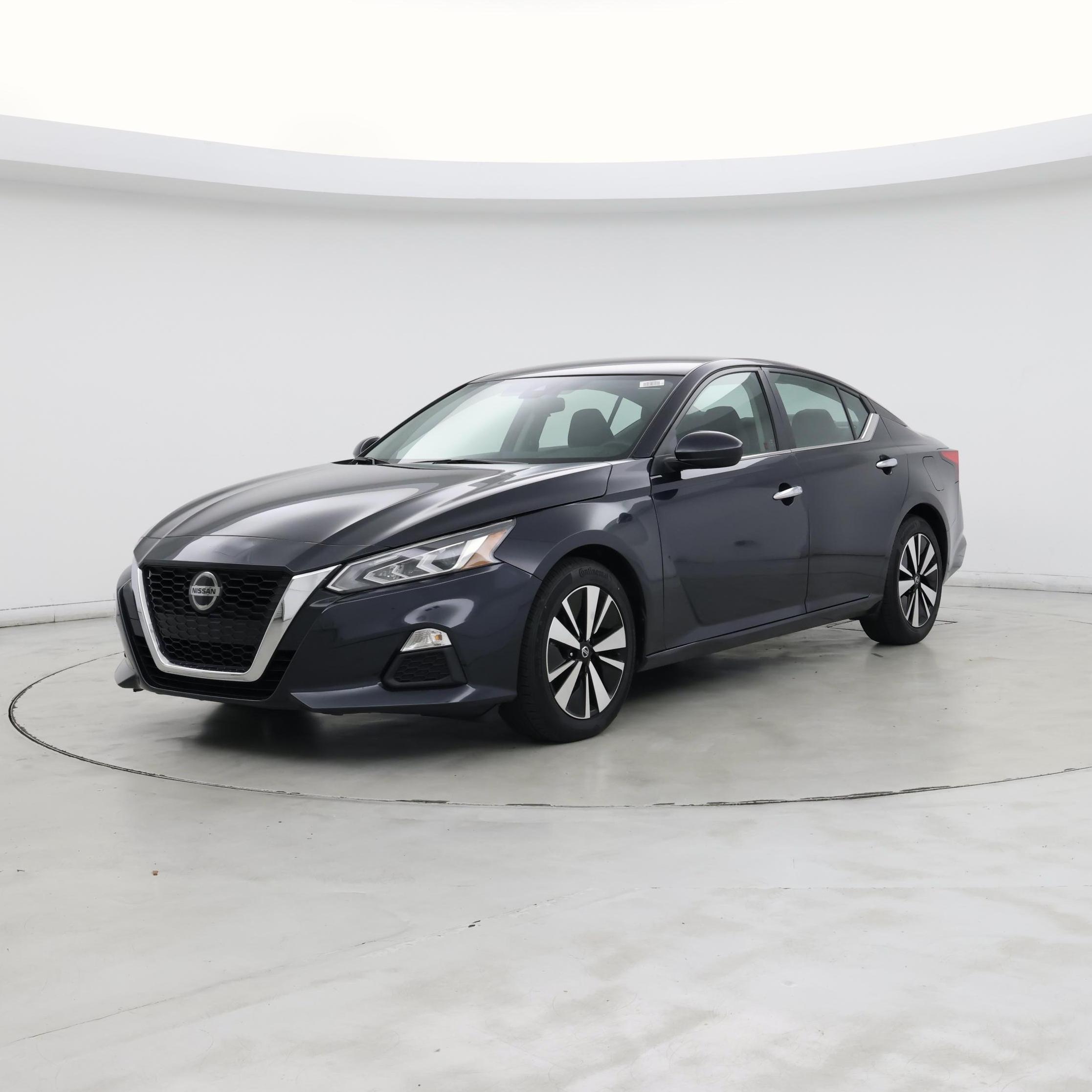 Thumbnail: 2022 Nissan Altima - 4