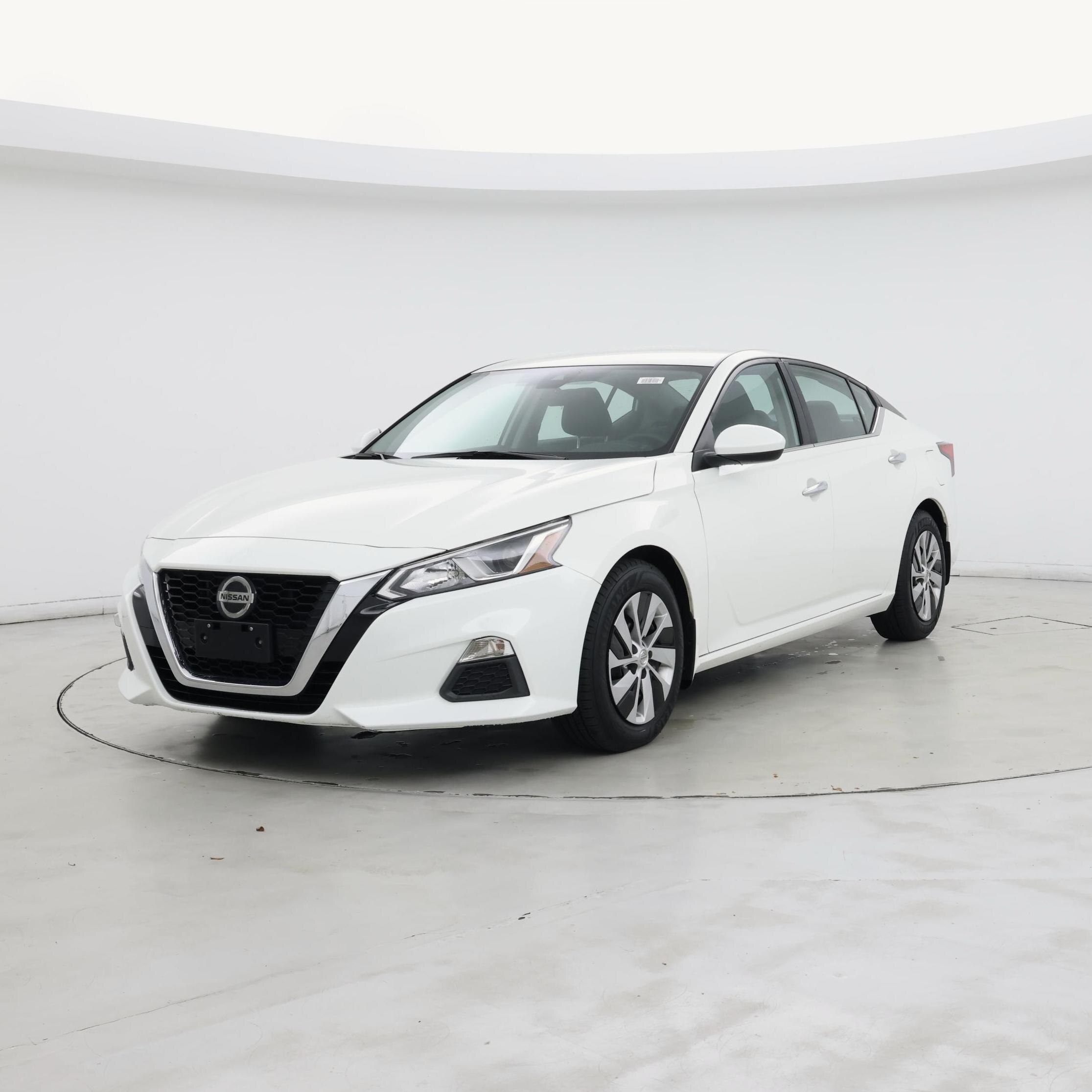 Thumbnail: 2021 Nissan Altima - 4