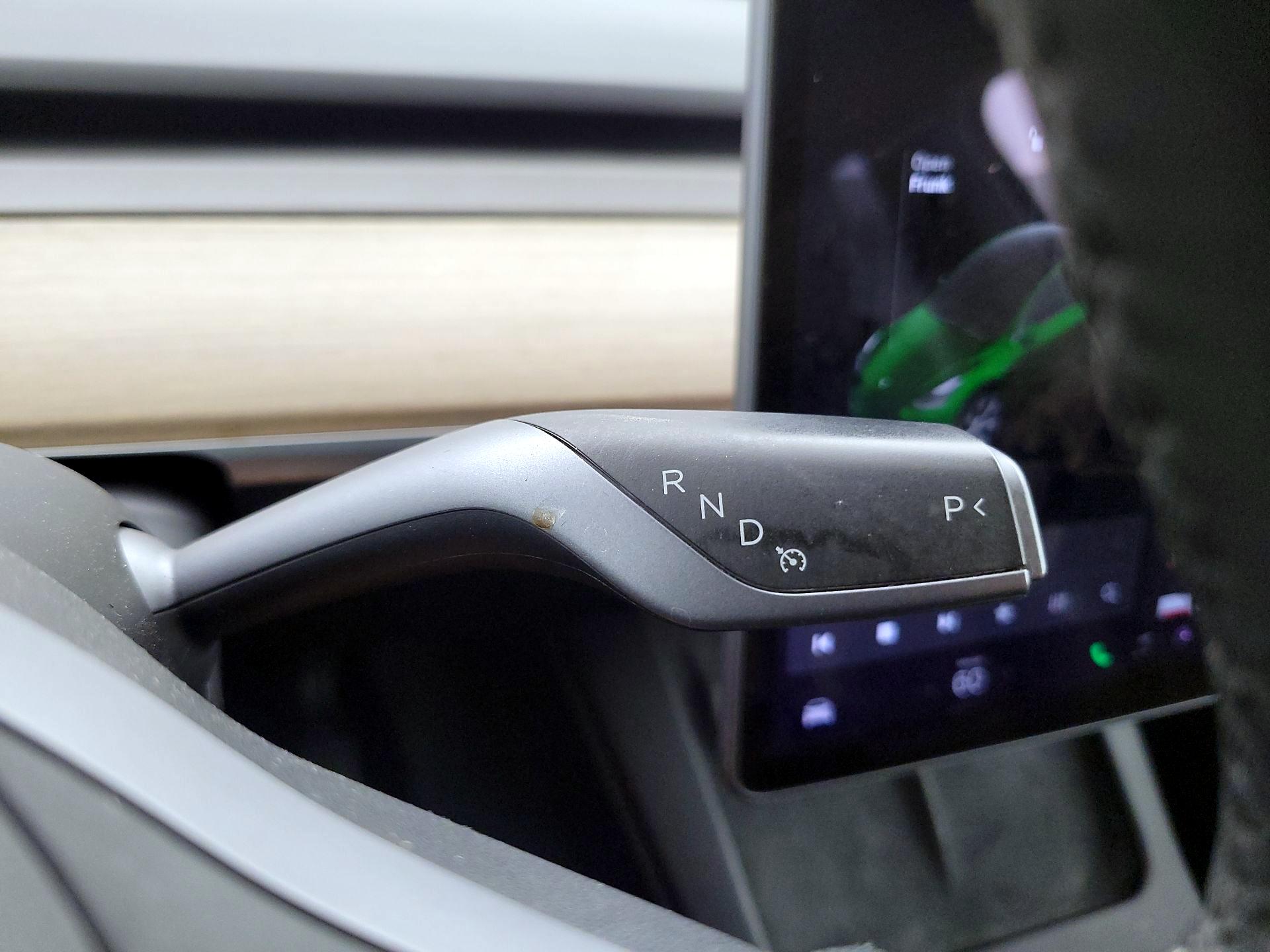 Thumbnail: 2022 Tesla Model Y - 17