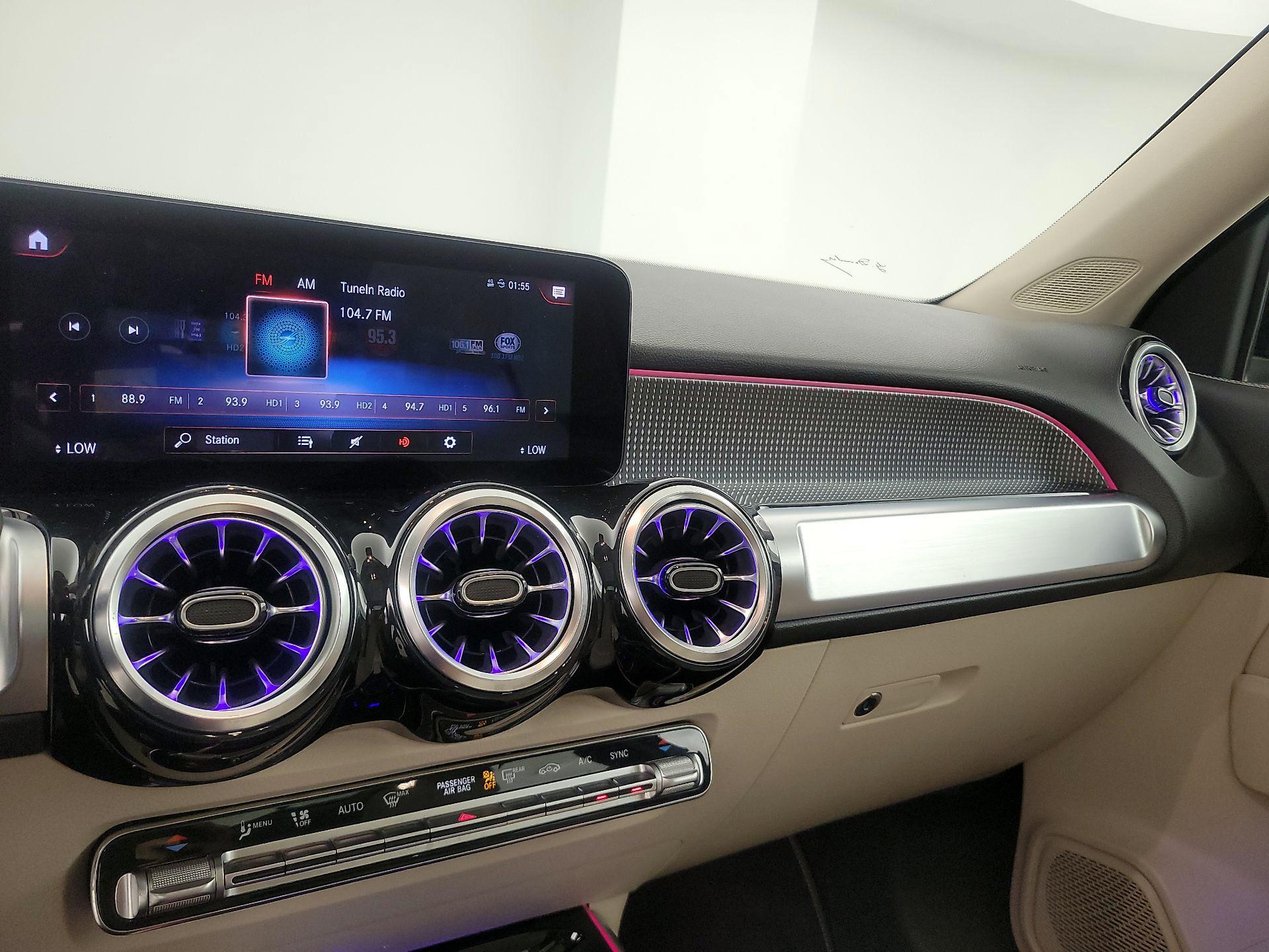 Thumbnail: 2022 Mercedes-Benz GLB - 15
