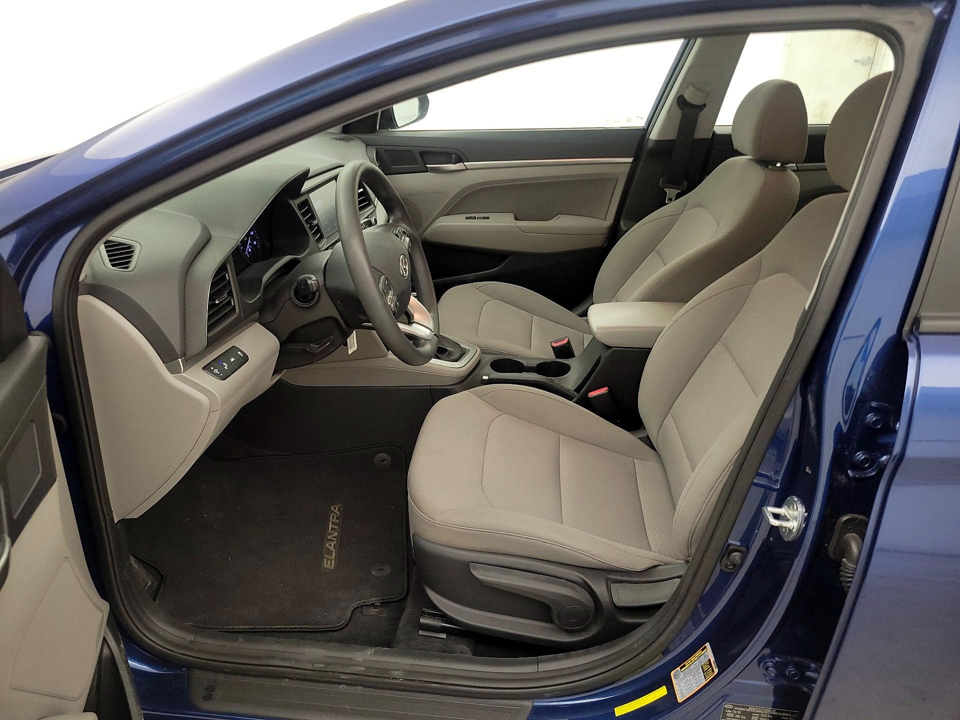 Thumbnail: 2020 Hyundai Elantra - 11