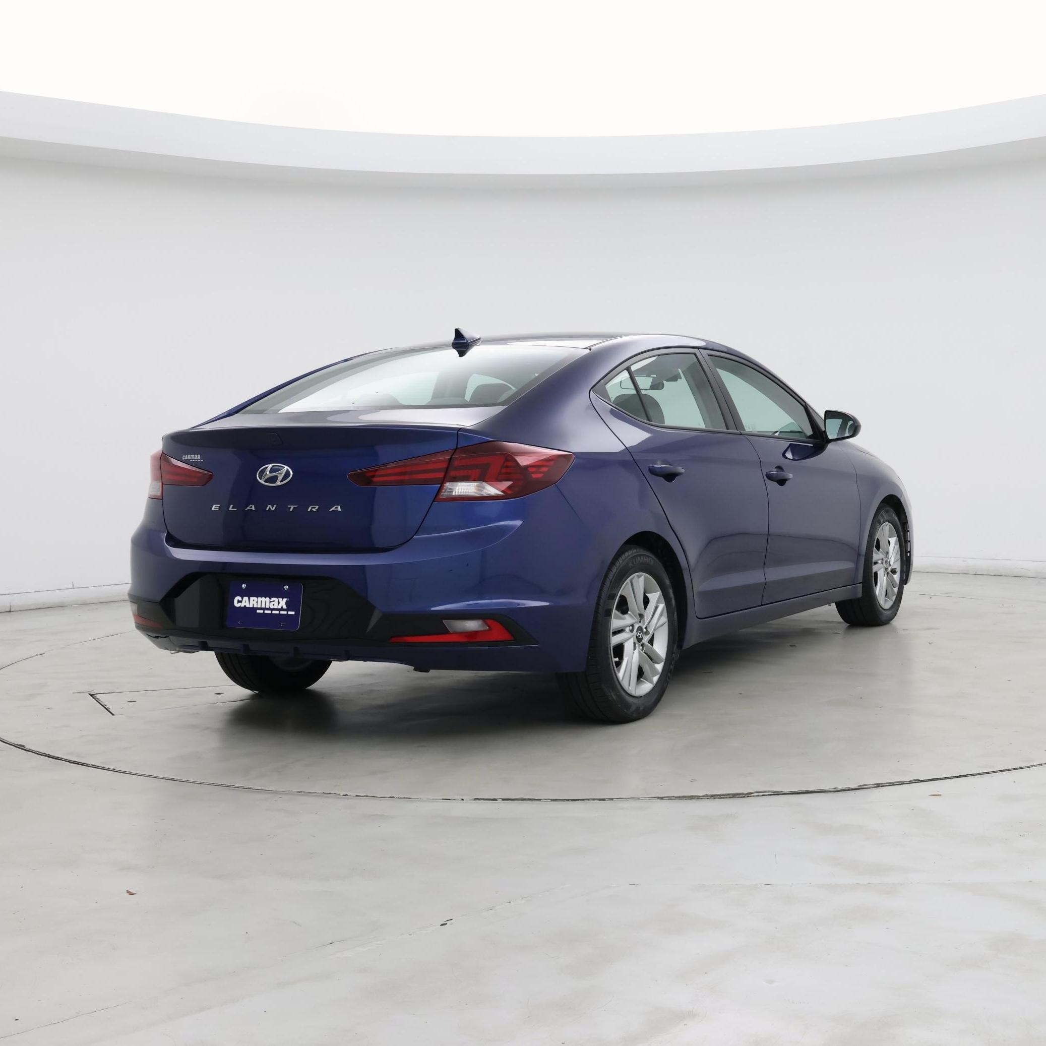 Thumbnail: 2020 Hyundai Elantra - 8