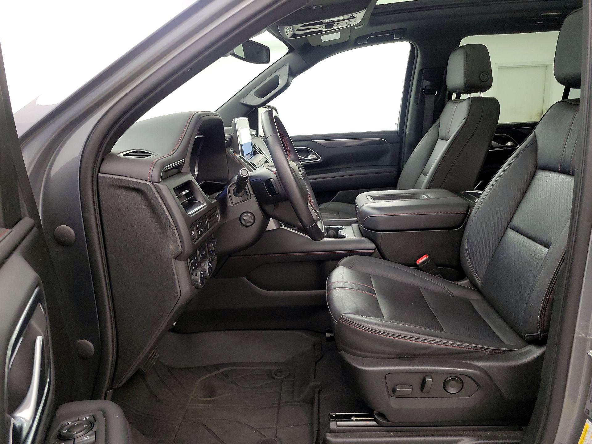 Thumbnail: 2022 Chevrolet Tahoe - 11