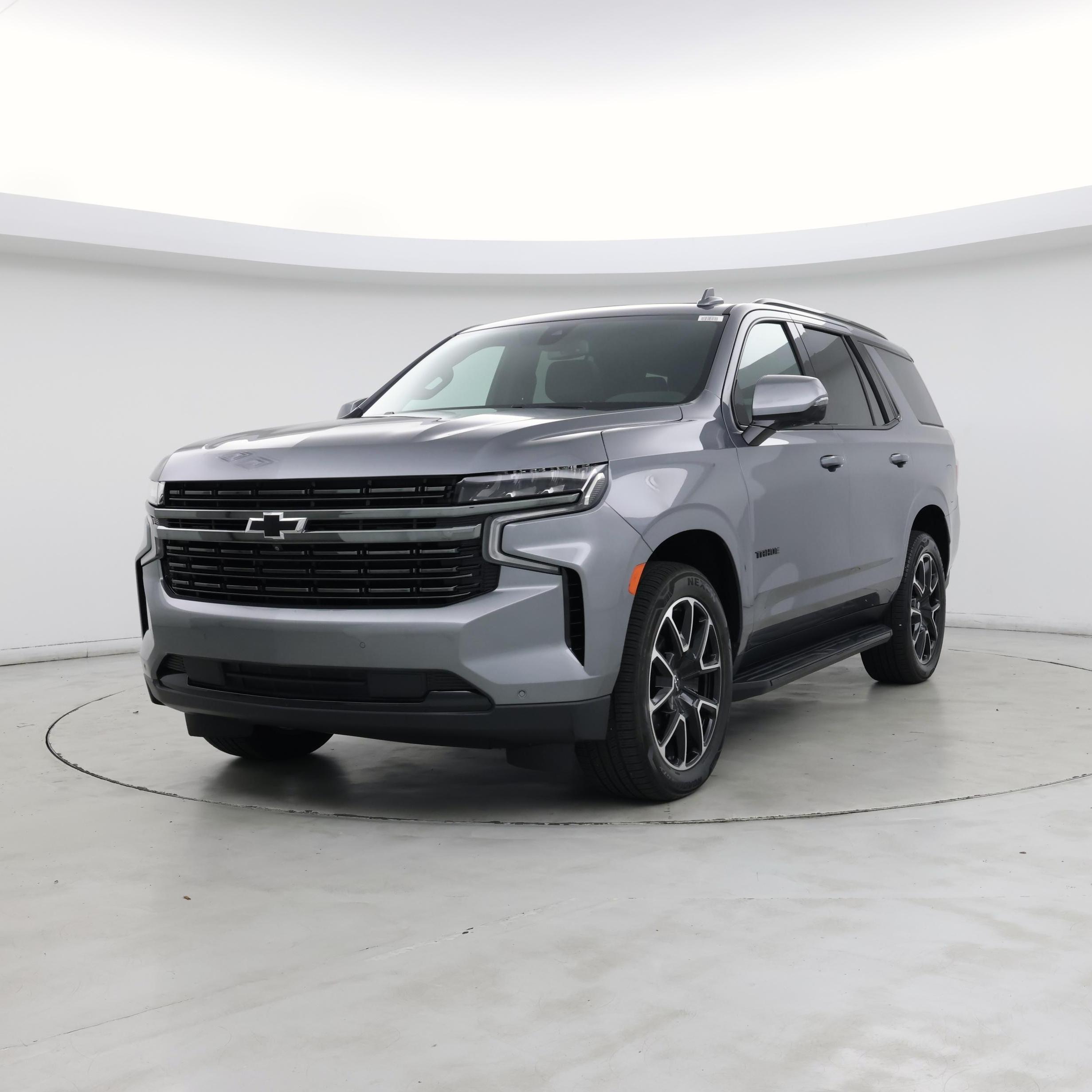 Thumbnail: 2022 Chevrolet Tahoe - 4
