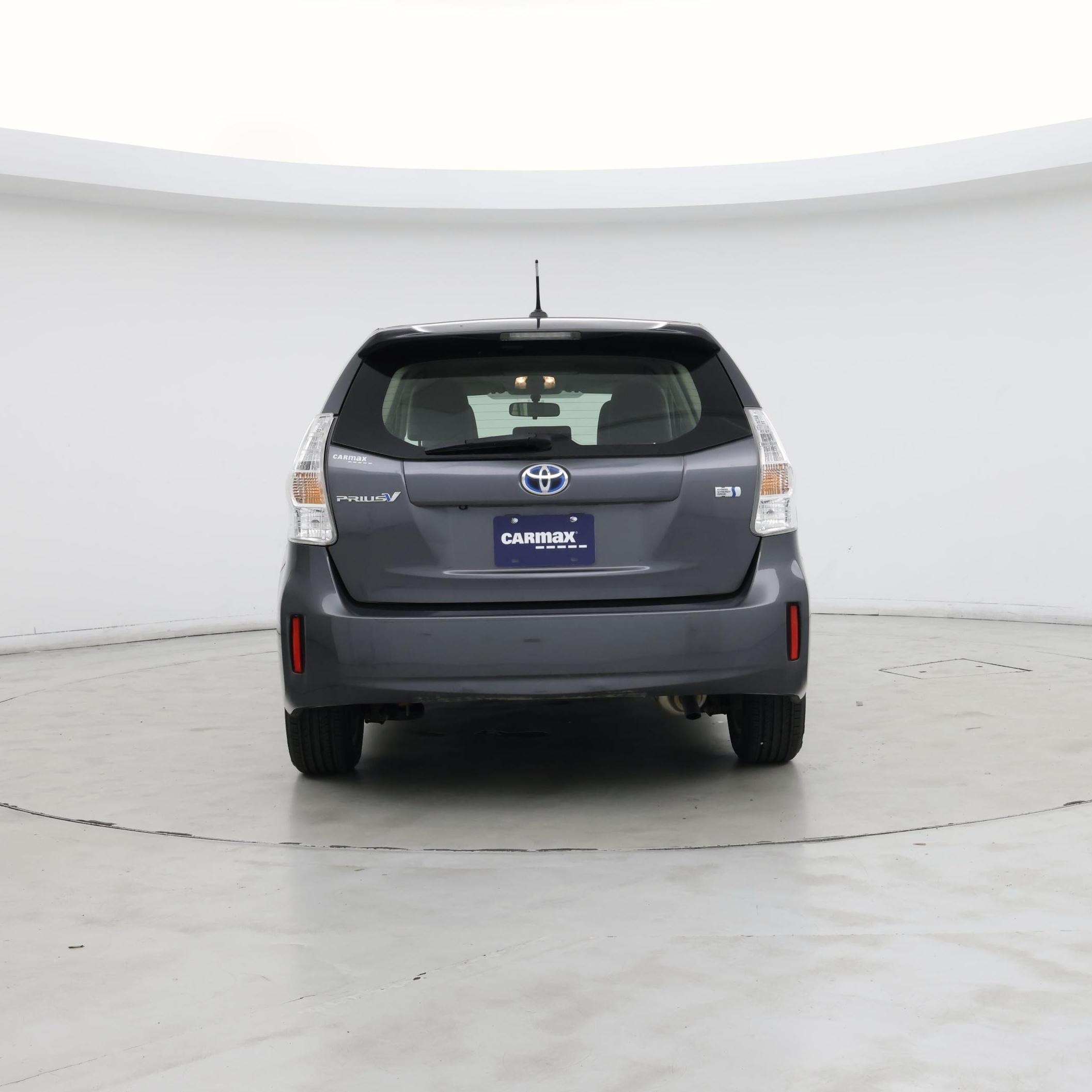Thumbnail: 2014 Toyota Prius v - 6