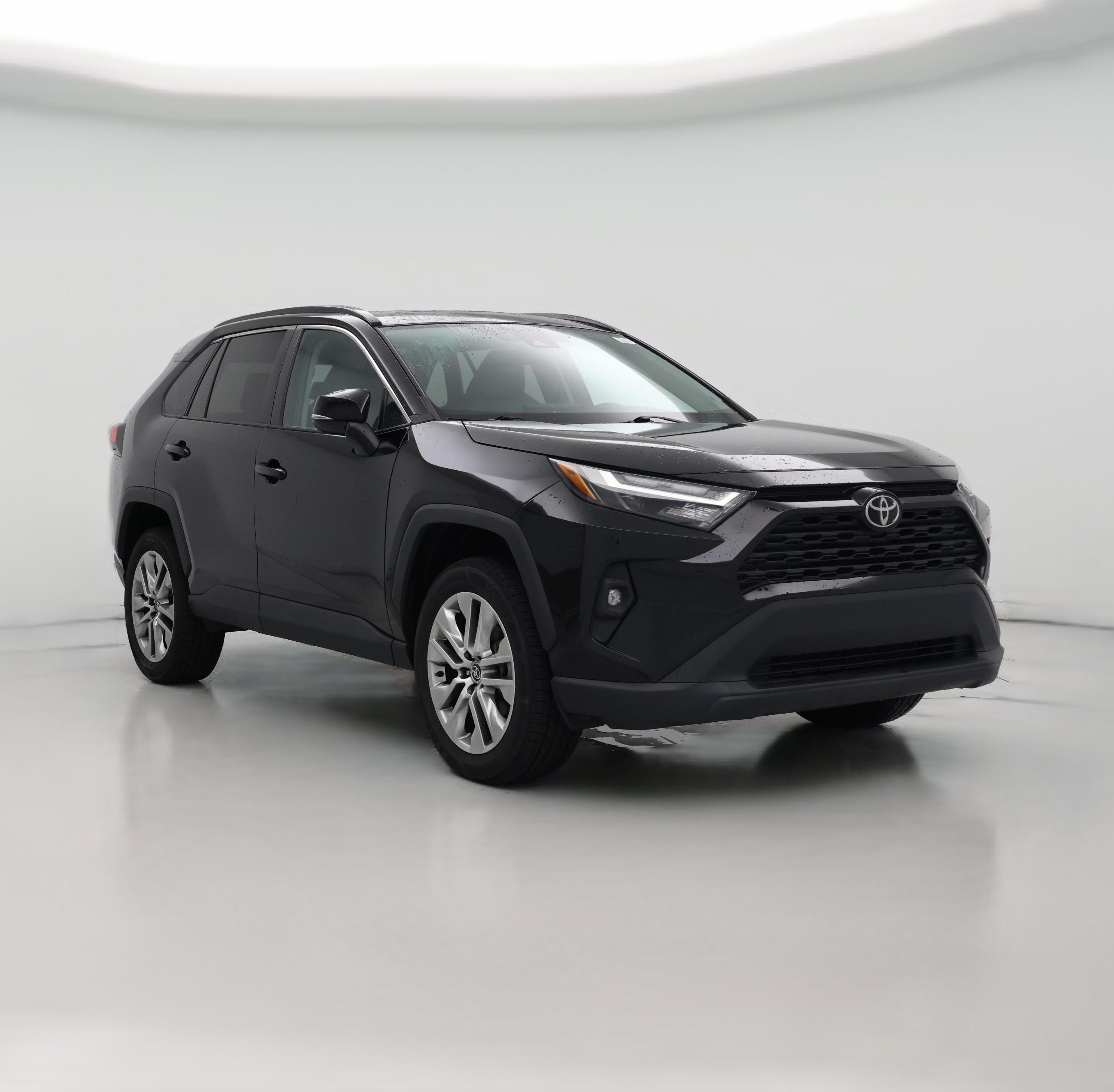 Thumbnail: 2022 Toyota RAV4 - 1