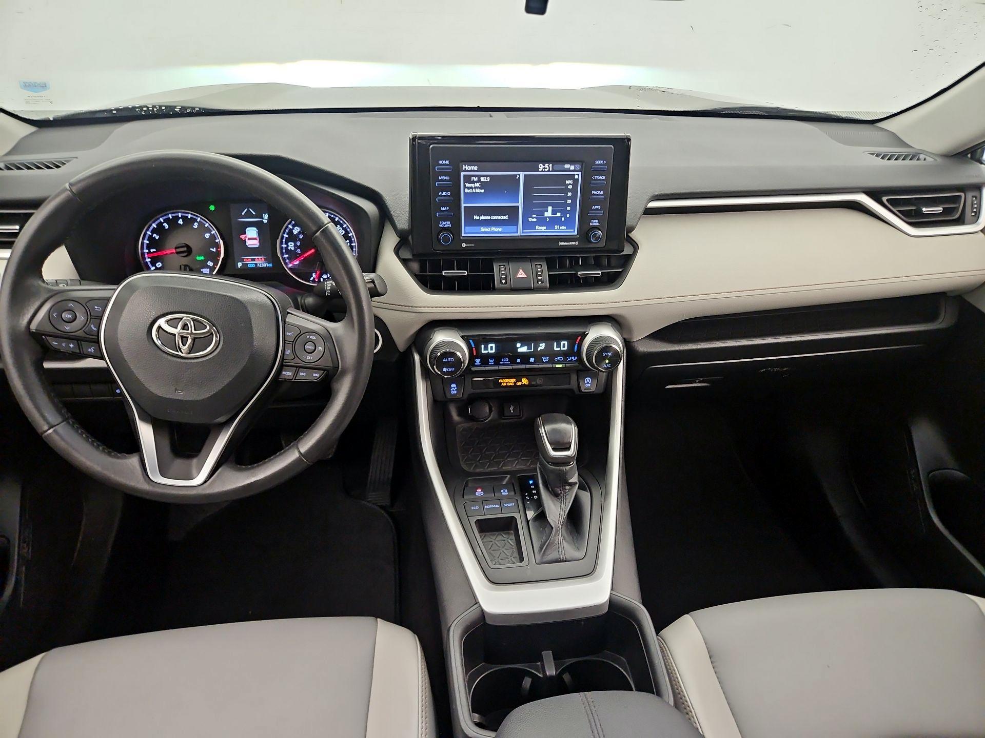 Thumbnail: 2022 Toyota RAV4 - 9