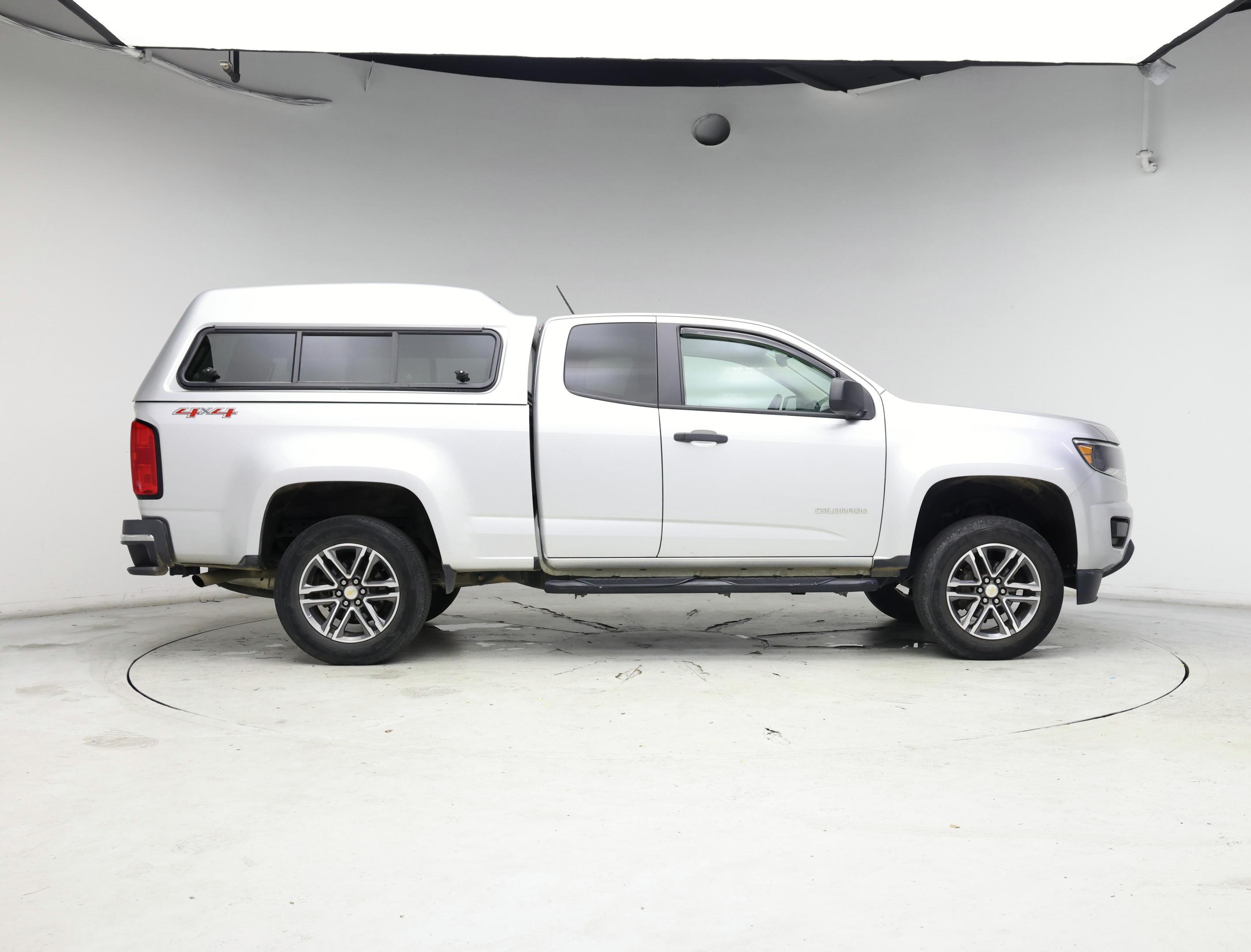 Thumbnail: 2017 Chevrolet Colorado - 7