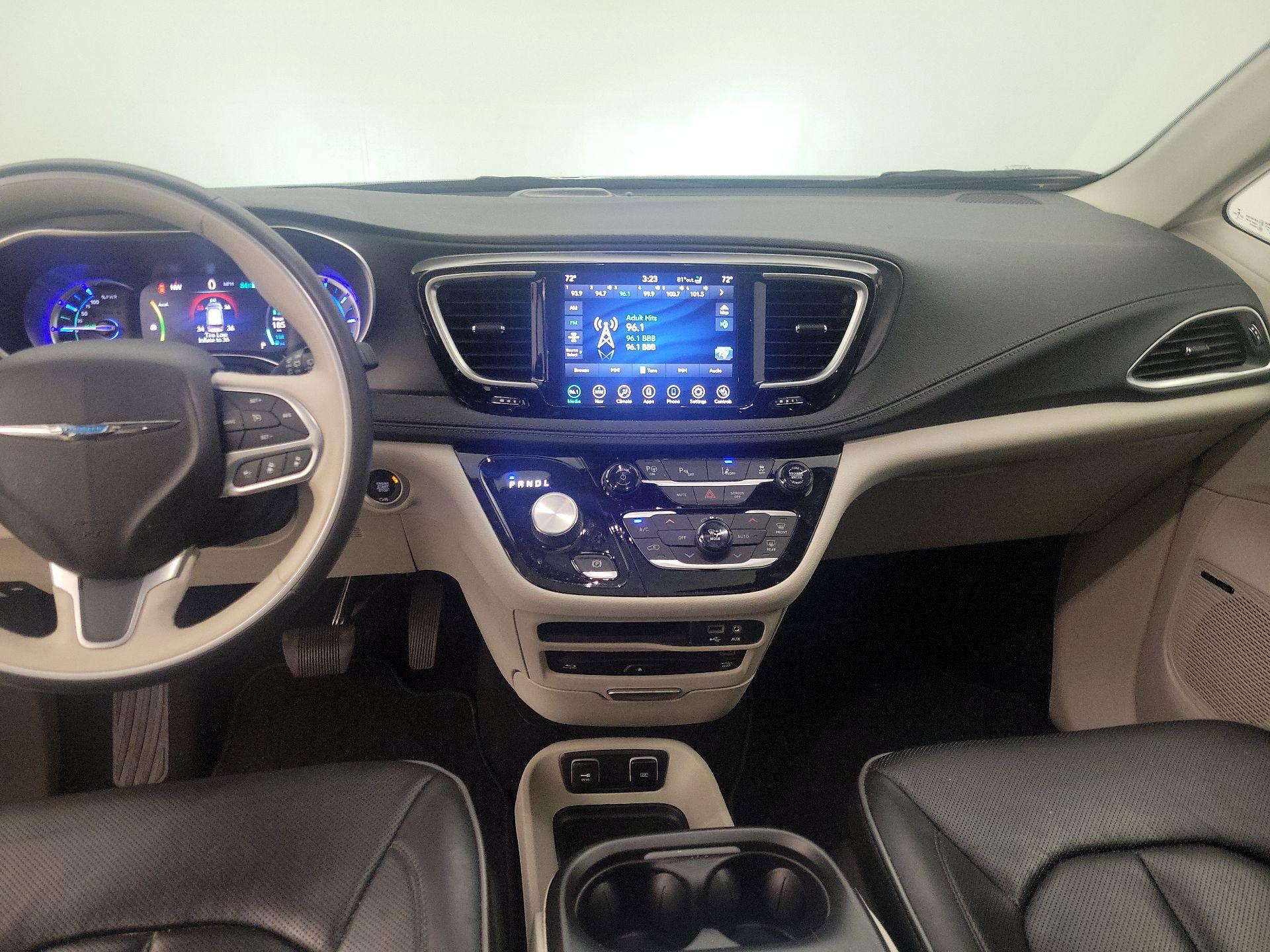 Thumbnail: 2020 Chrysler Pacifica - 9