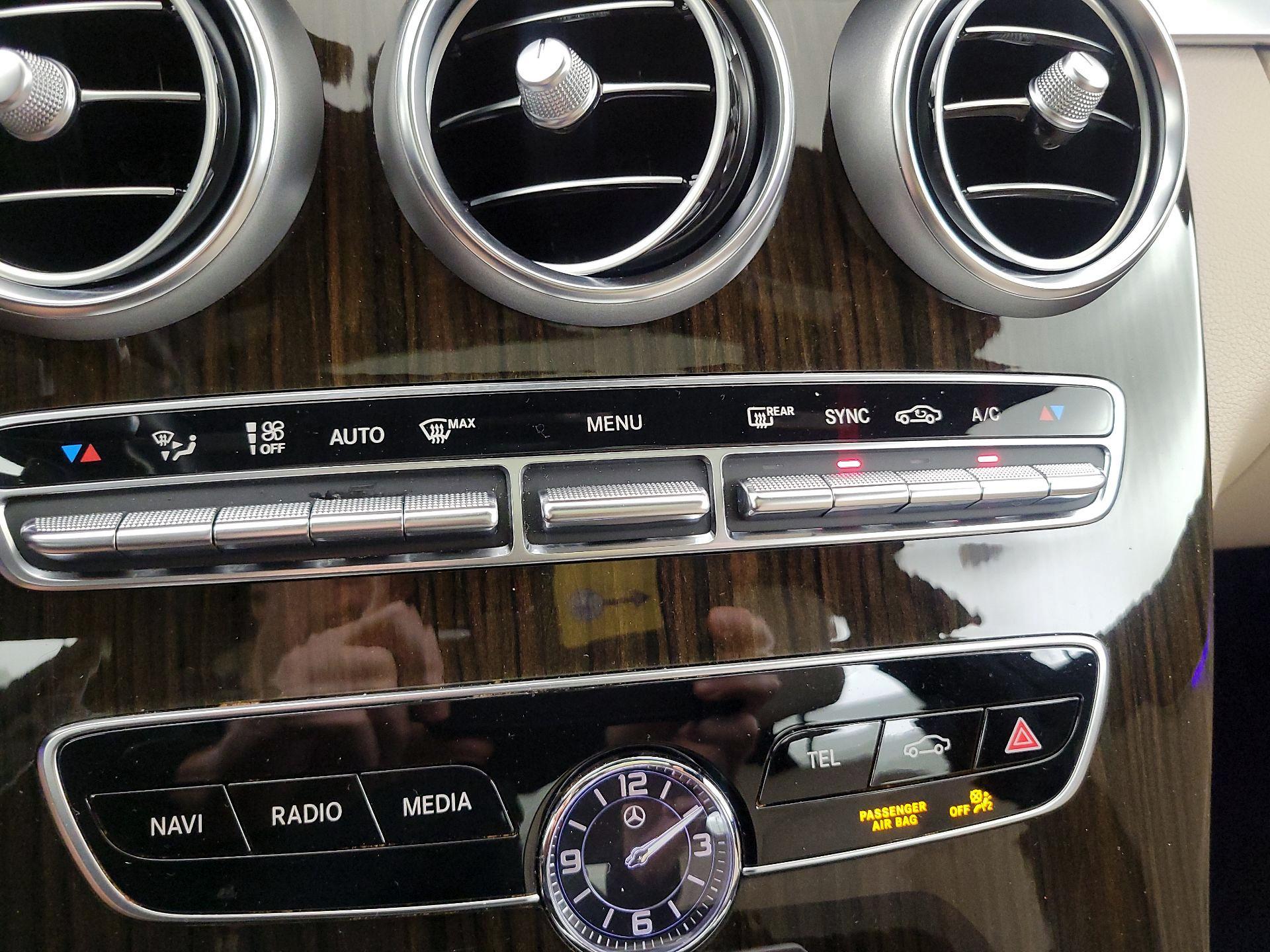 Thumbnail: 2021 Mercedes-Benz C-Class - 17