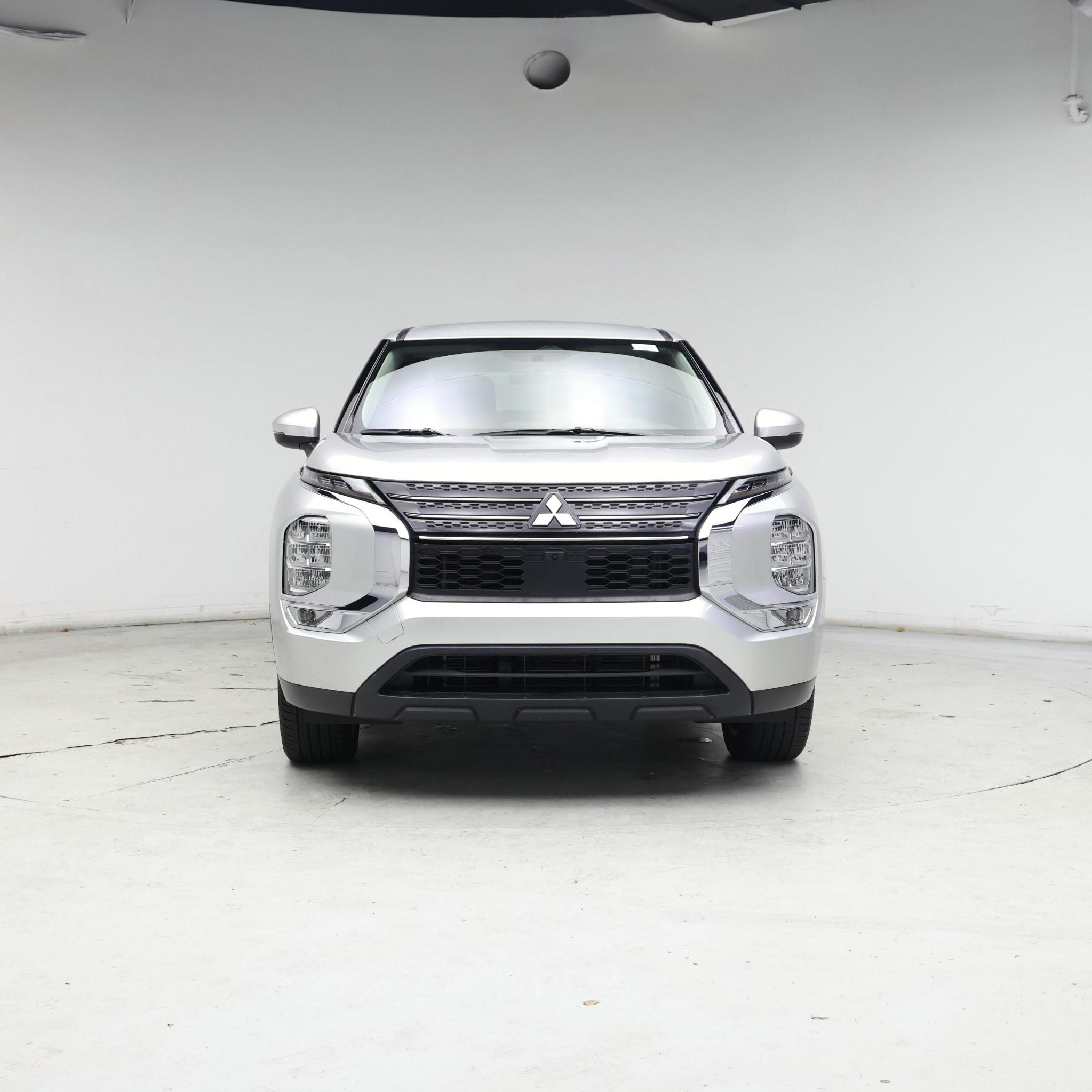 Thumbnail: 2022 Mitsubishi Outlander - 5