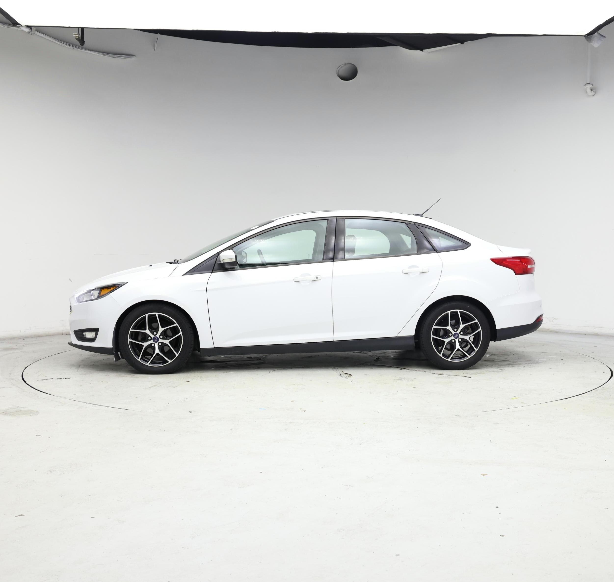 Thumbnail: 2018 Ford Focus - 3