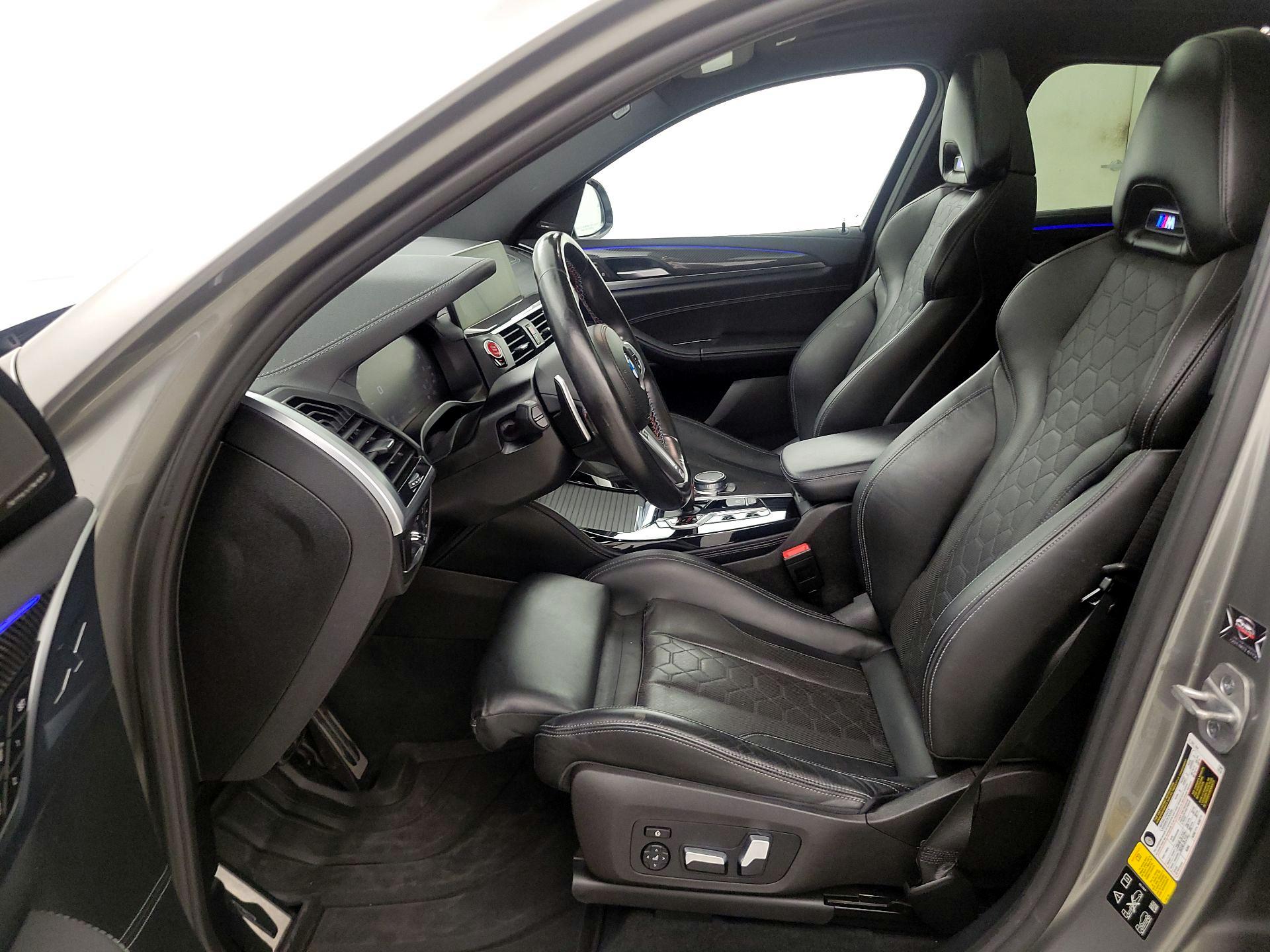 Thumbnail: 2021 BMW X4 - 11