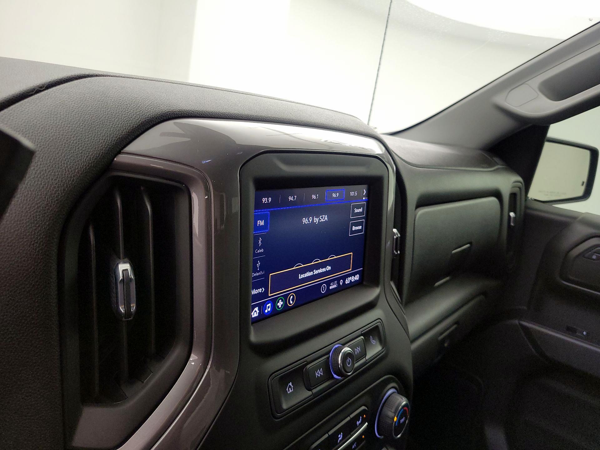 Thumbnail: 2022 Chevrolet Silverado 1500 - 15