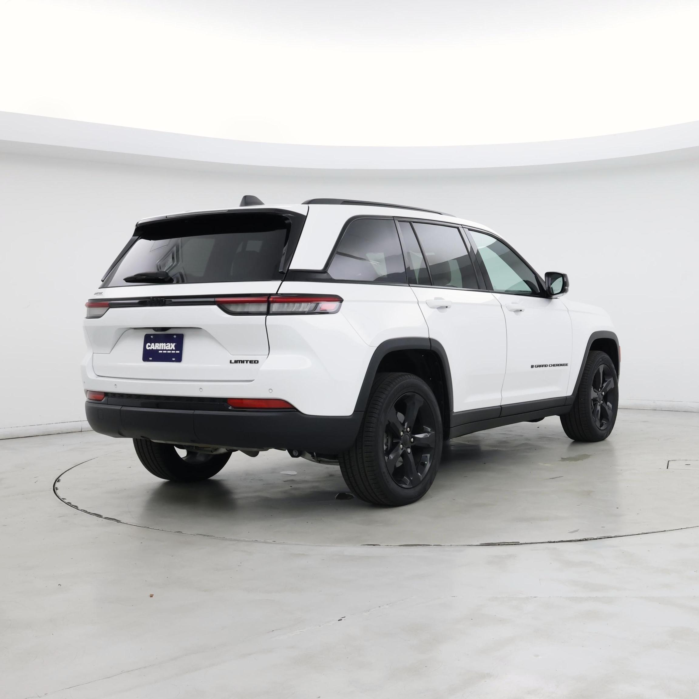 Thumbnail: 2024 Jeep Grand Cherokee - 8