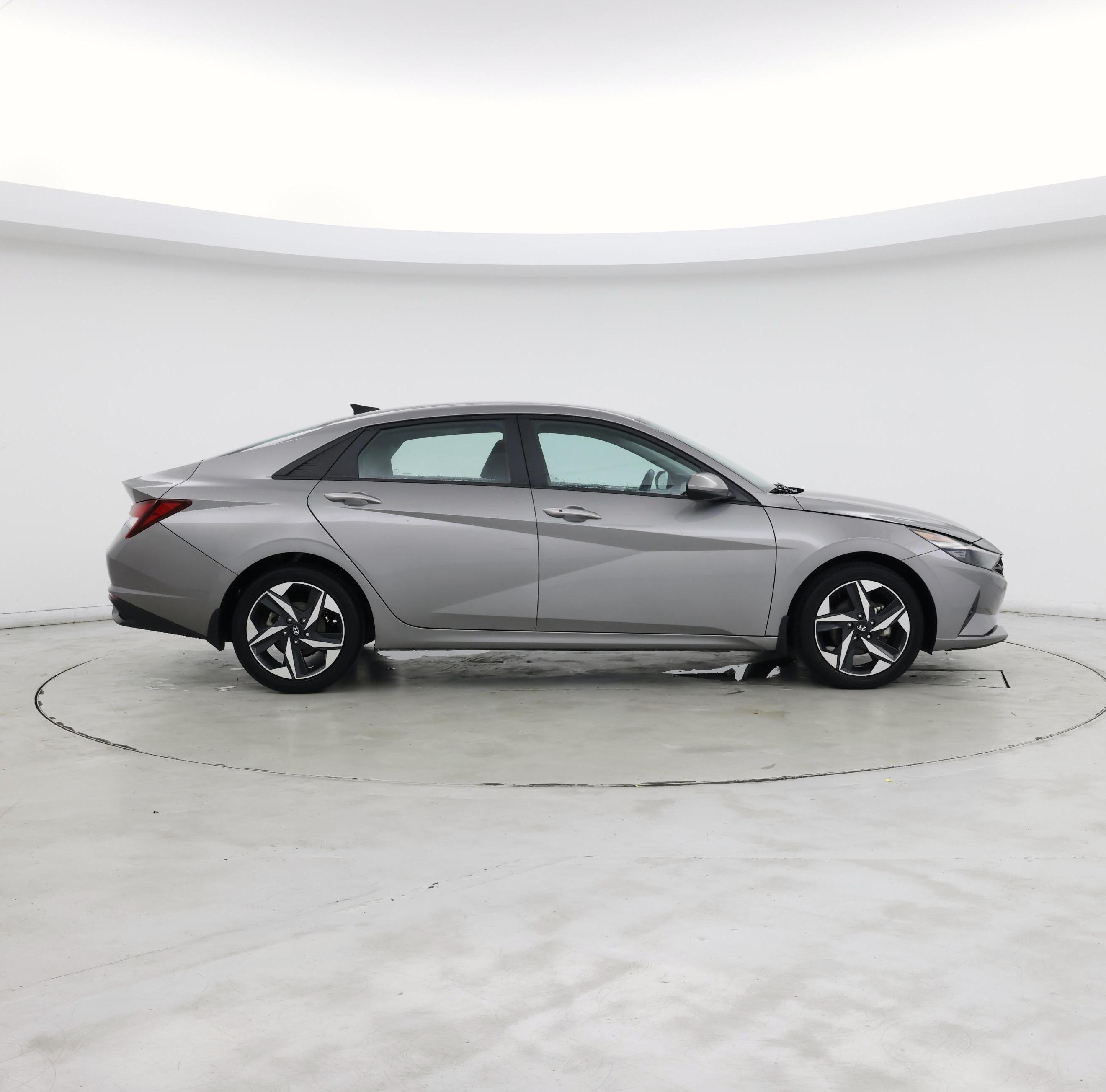 Thumbnail: 2023 Hyundai Elantra - 7