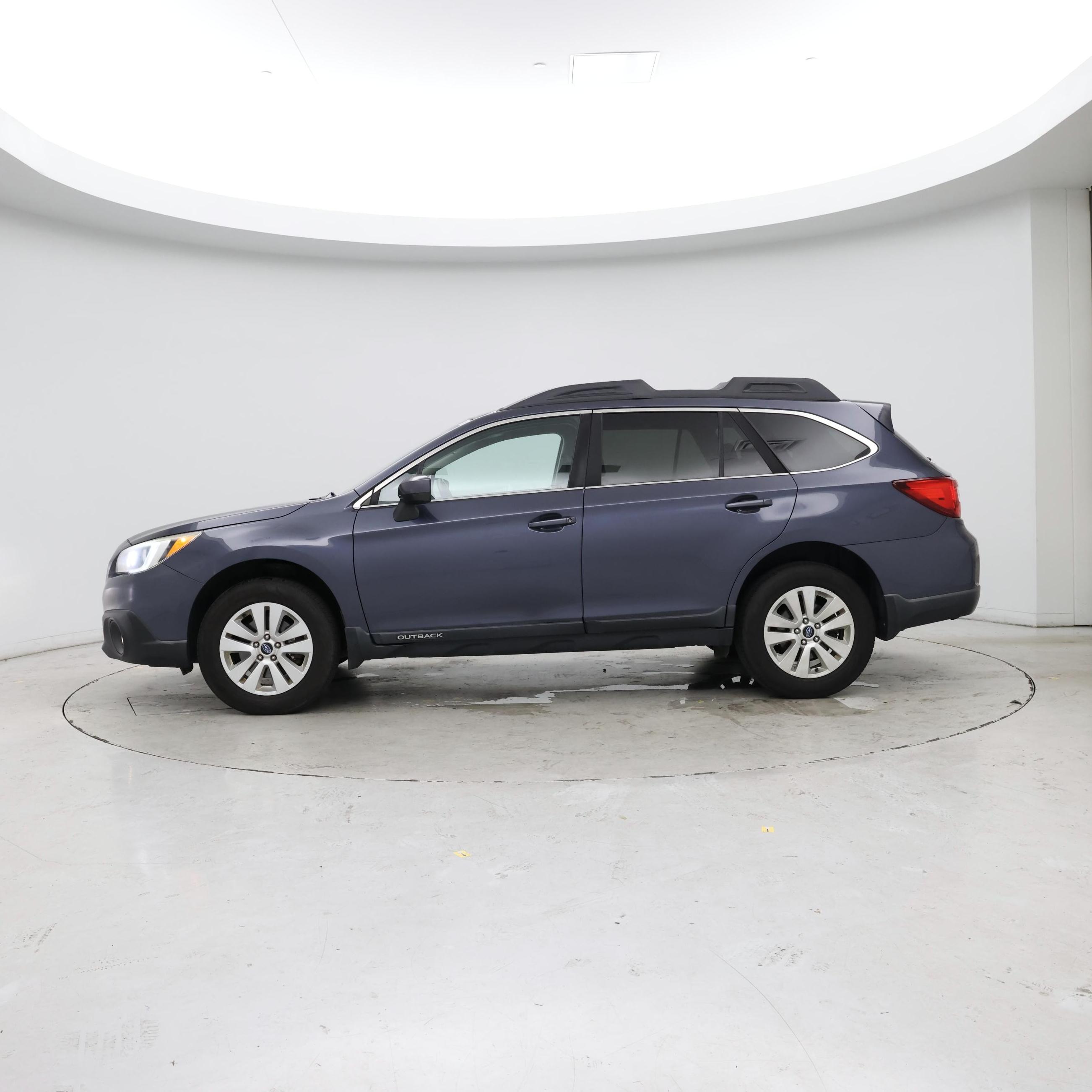 Thumbnail: 2017 Subaru Outback - 3