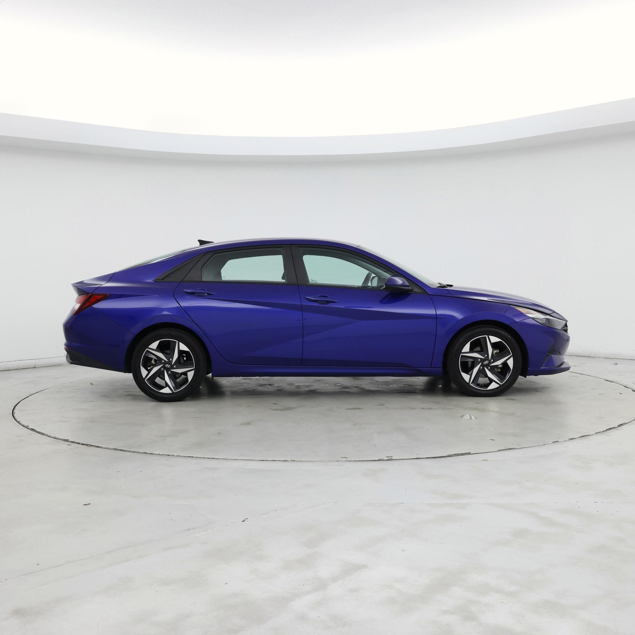 Thumbnail: 2023 Hyundai Elantra - 7