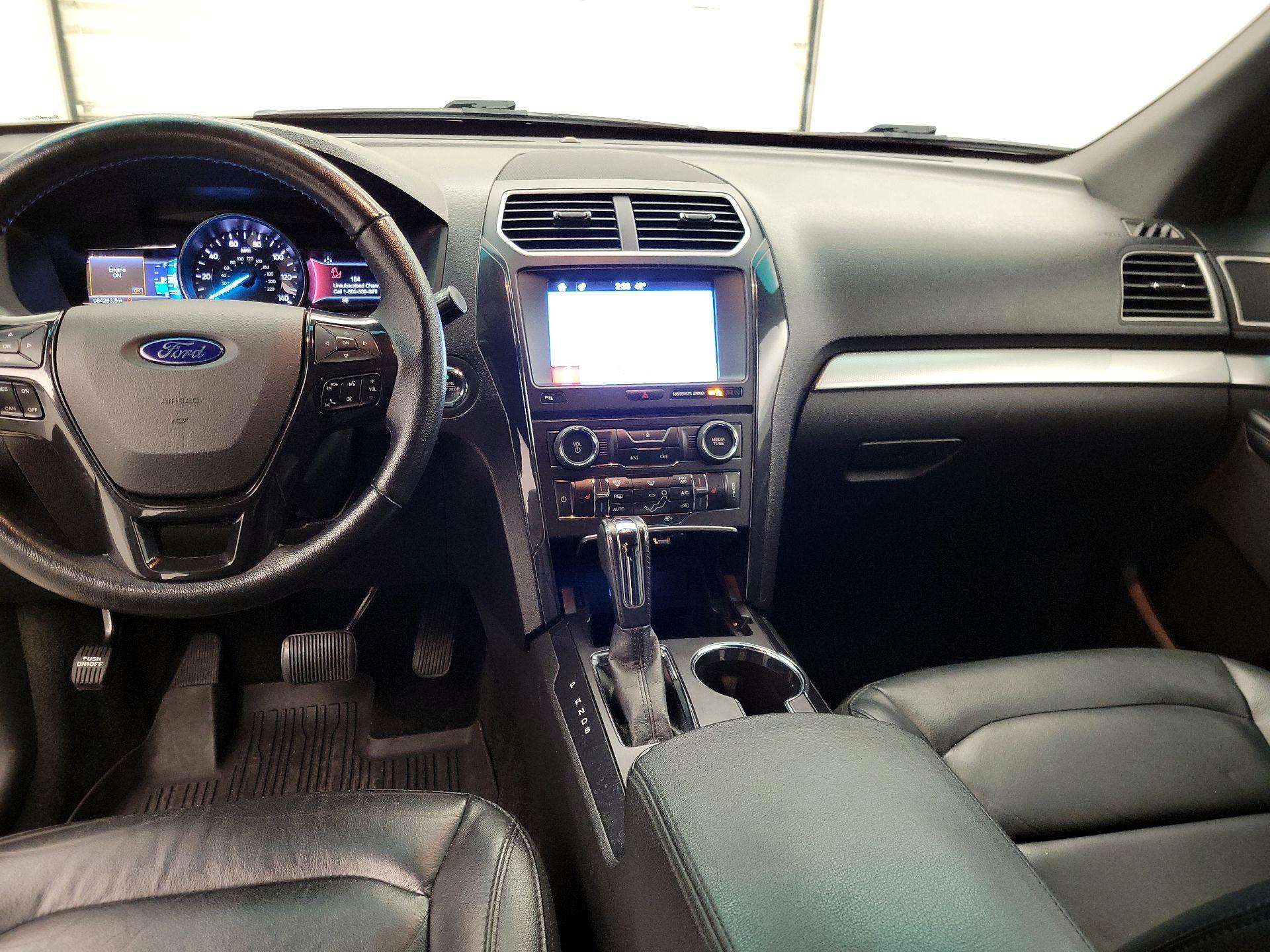 Thumbnail: 2017 Ford Explorer - 9