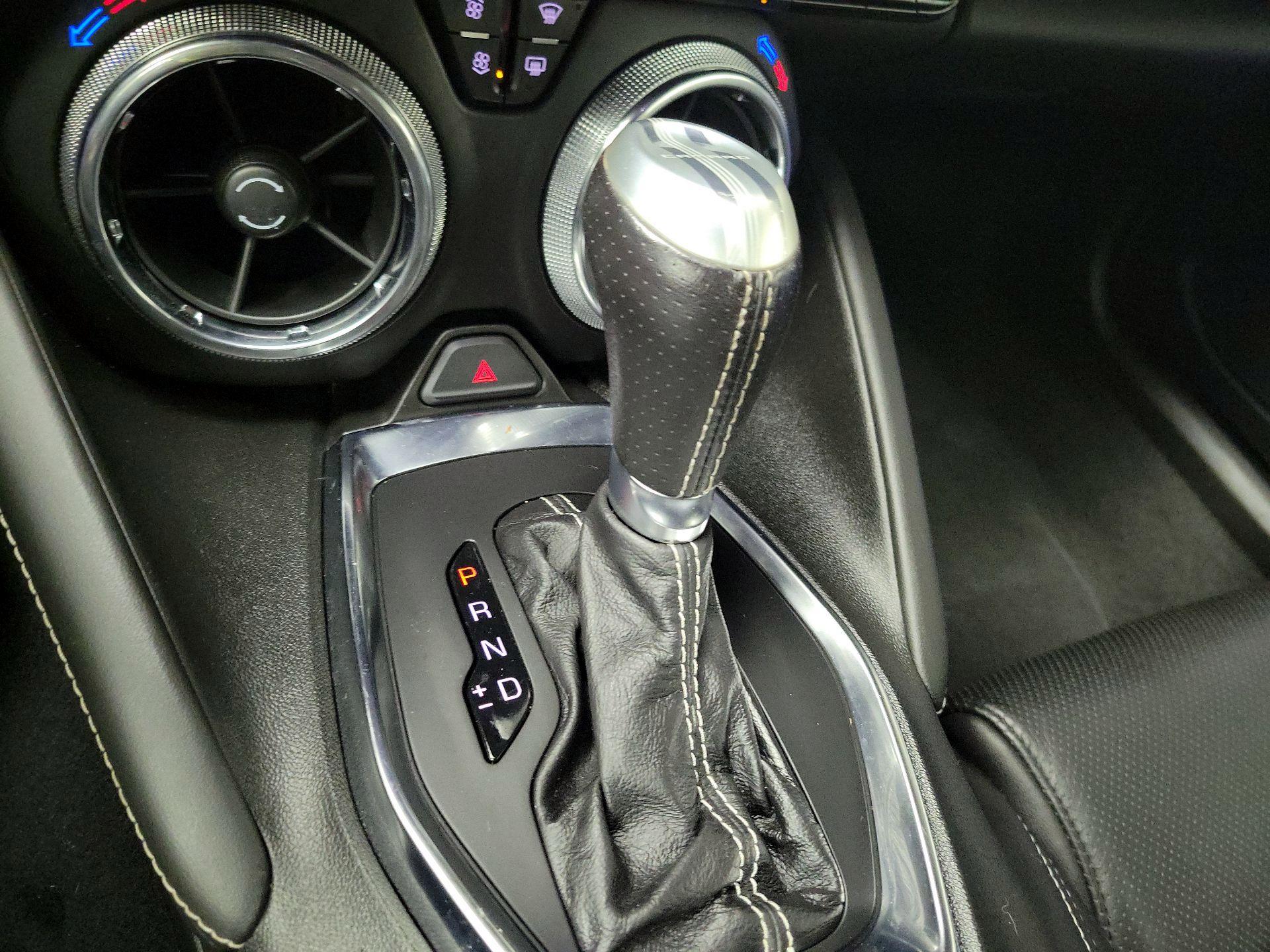 Thumbnail: 2022 Chevrolet Camaro - 16