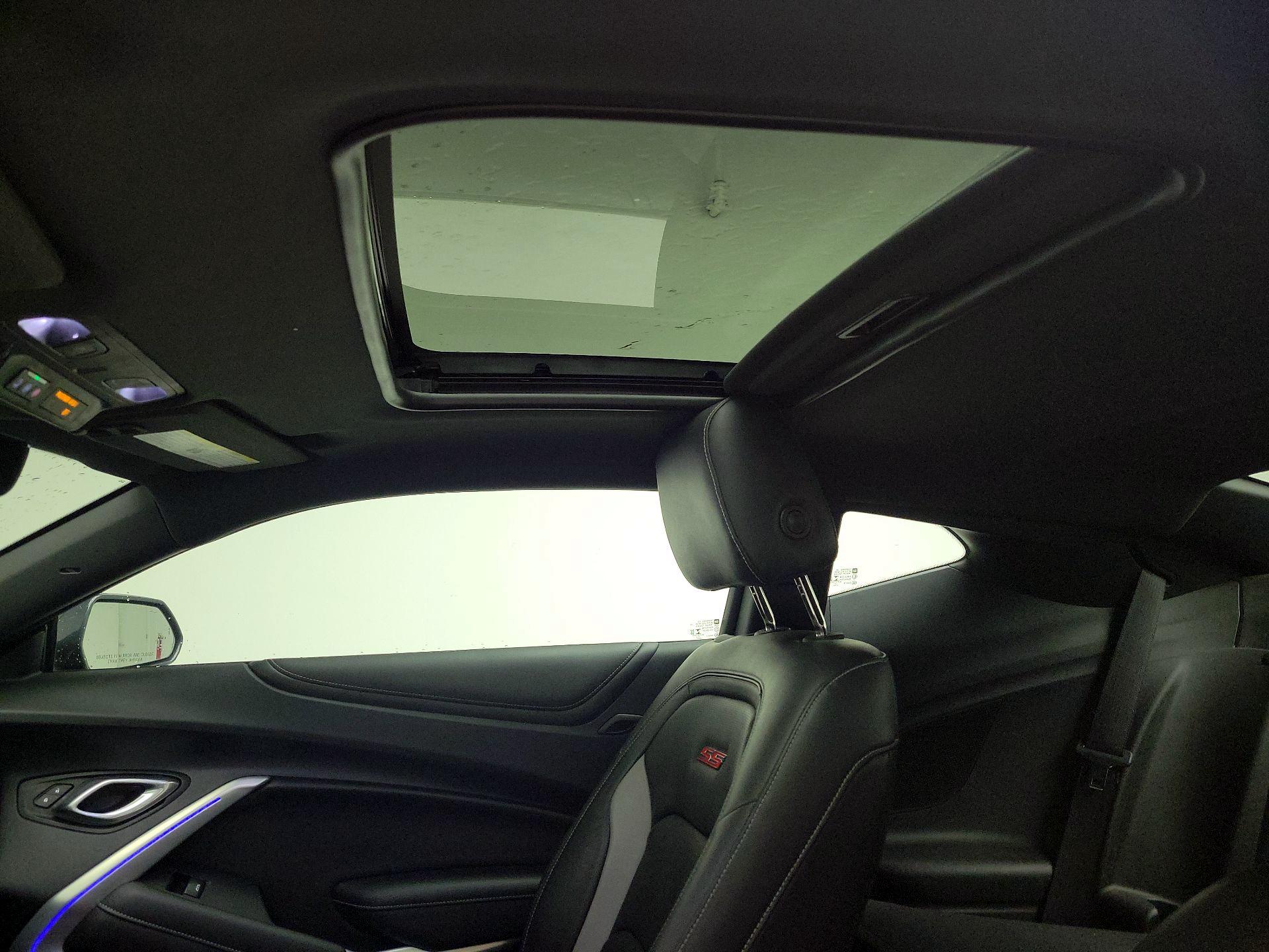 Thumbnail: 2022 Chevrolet Camaro - 18