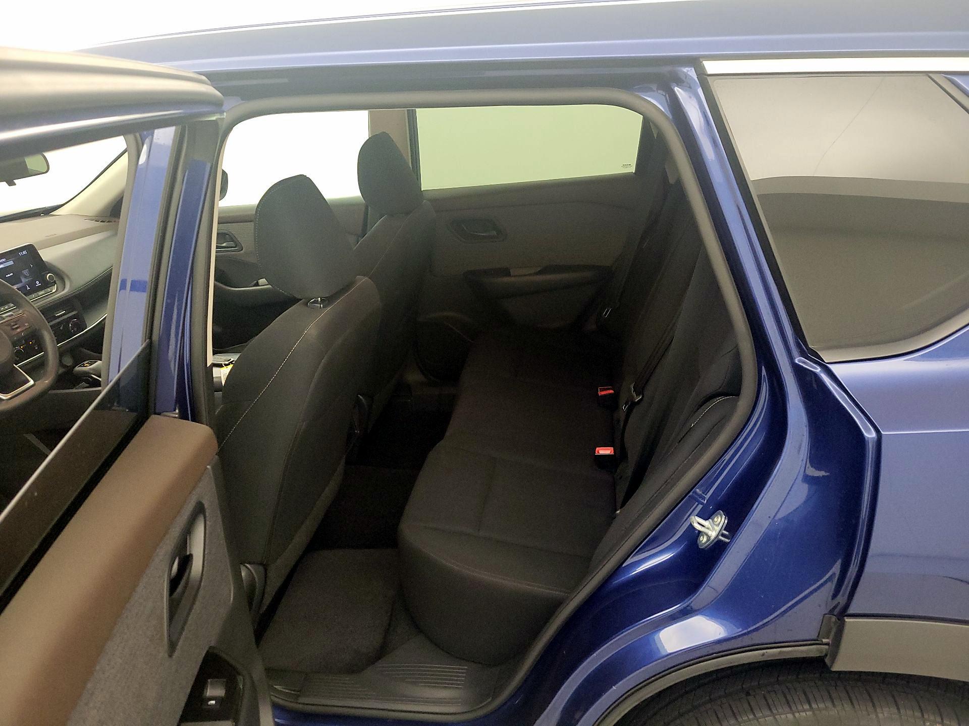 Thumbnail: 2023 Nissan Rogue - 19