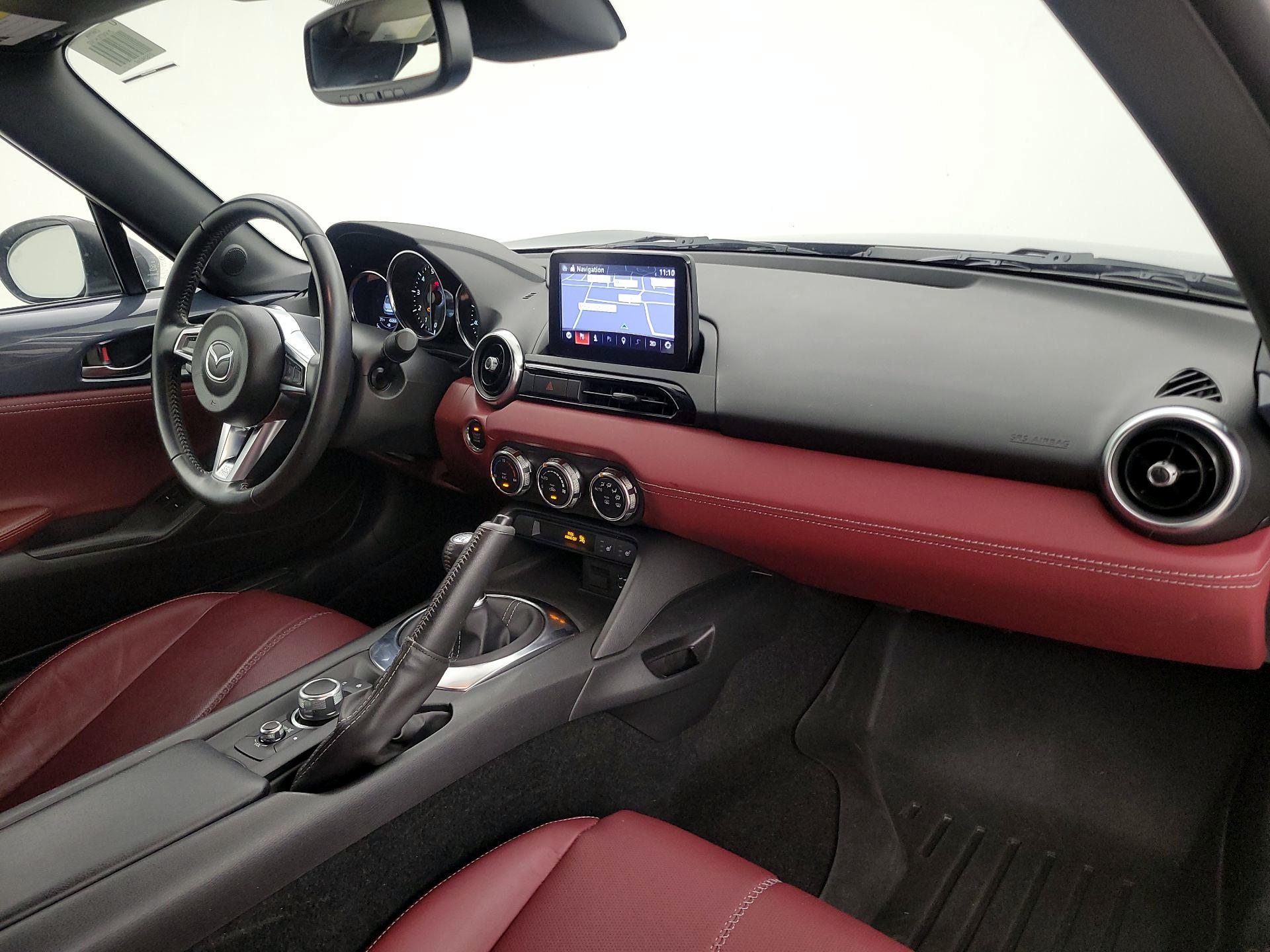 Thumbnail: 2020 Mazda MX-5 Miata - 9
