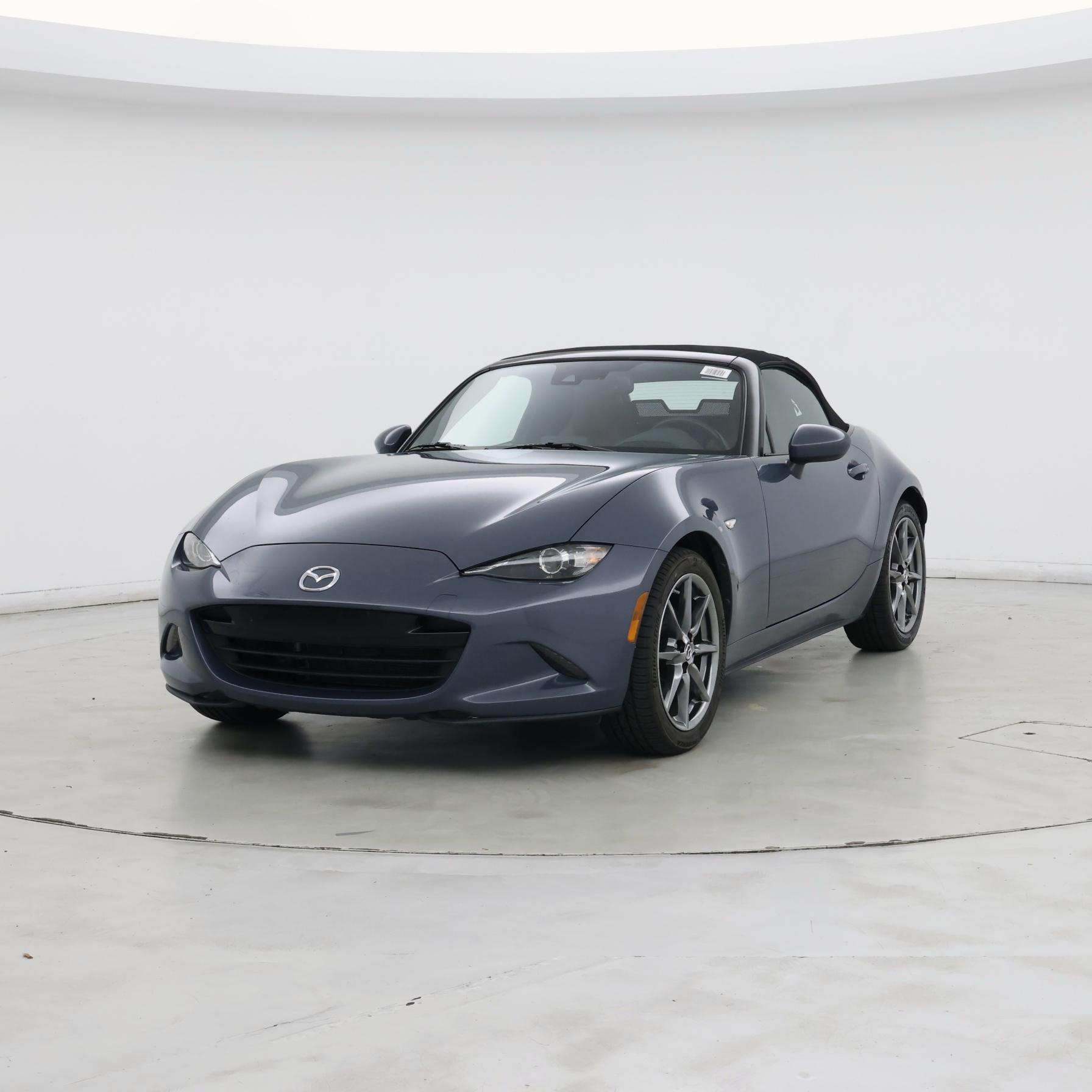 Thumbnail: 2020 Mazda MX-5 Miata - 4