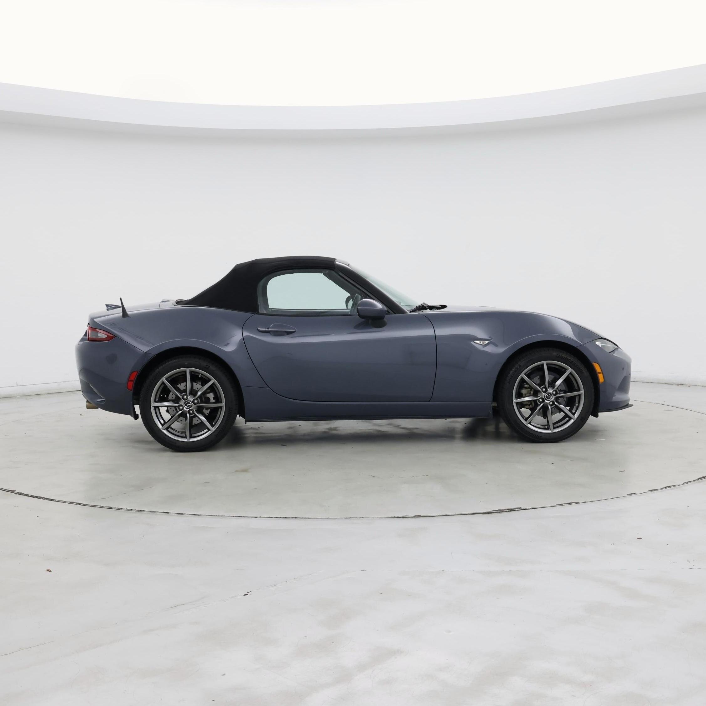 Thumbnail: 2020 Mazda MX-5 Miata - 7