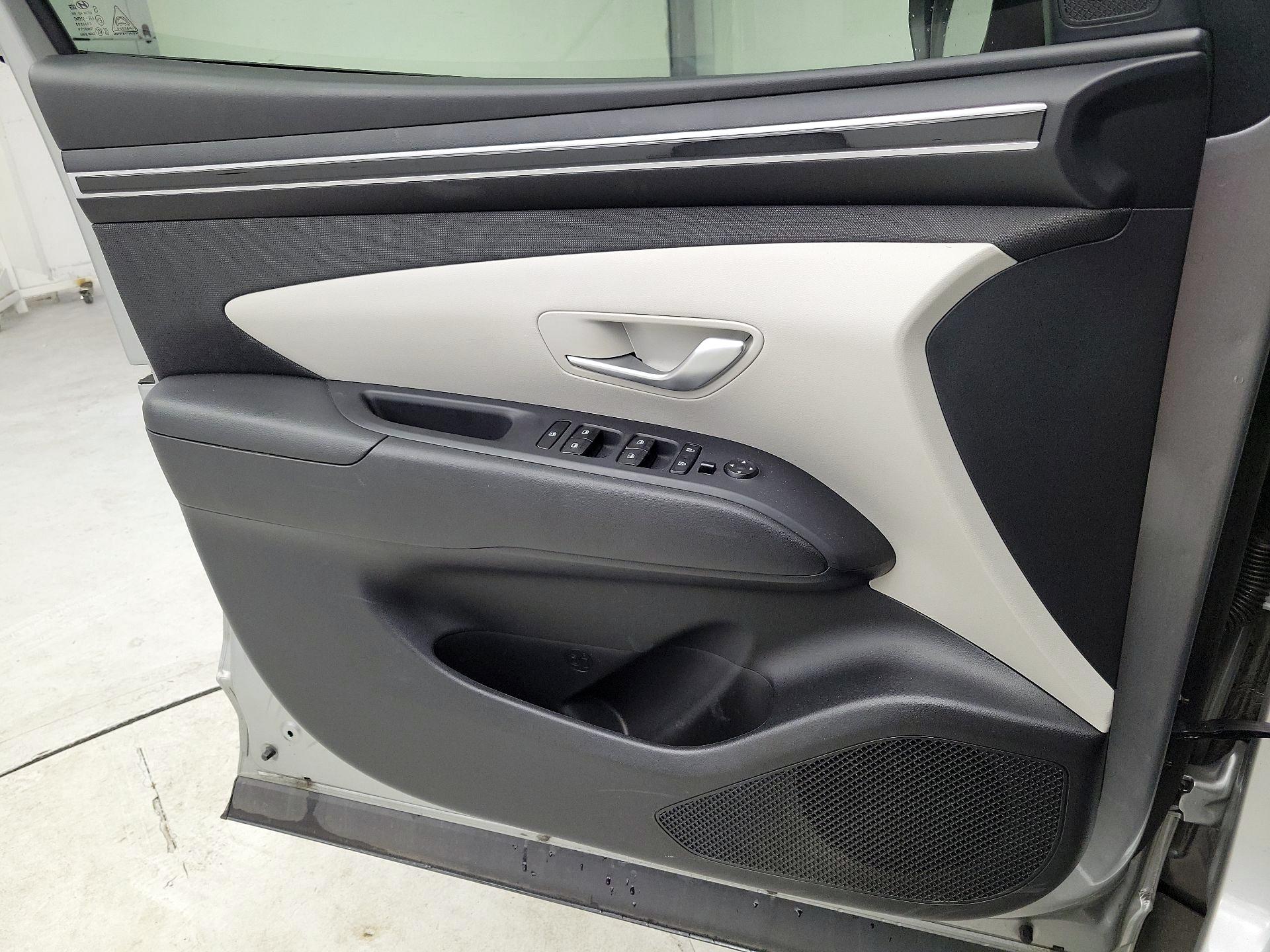 Thumbnail: 2023 Hyundai Tucson - 12