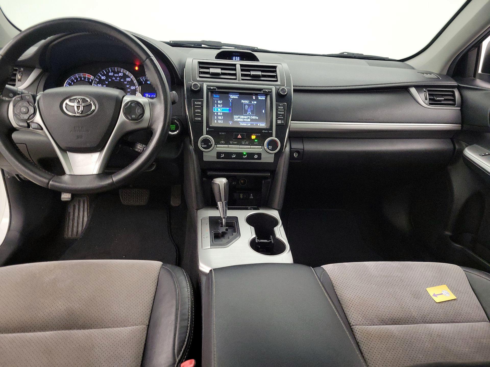 Thumbnail: 2014 Toyota Camry - 9